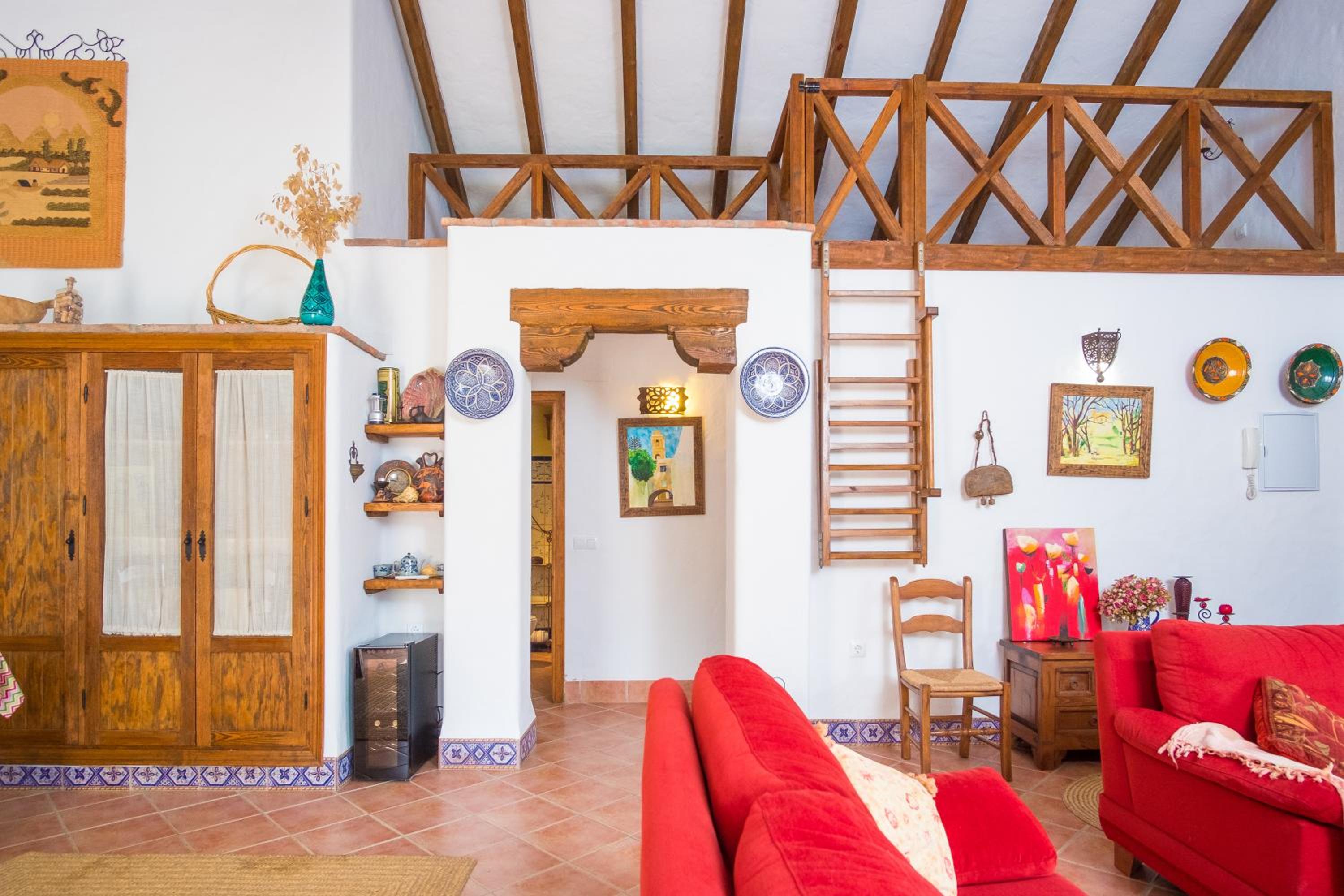 Three-Bedroom House - Photo 37
