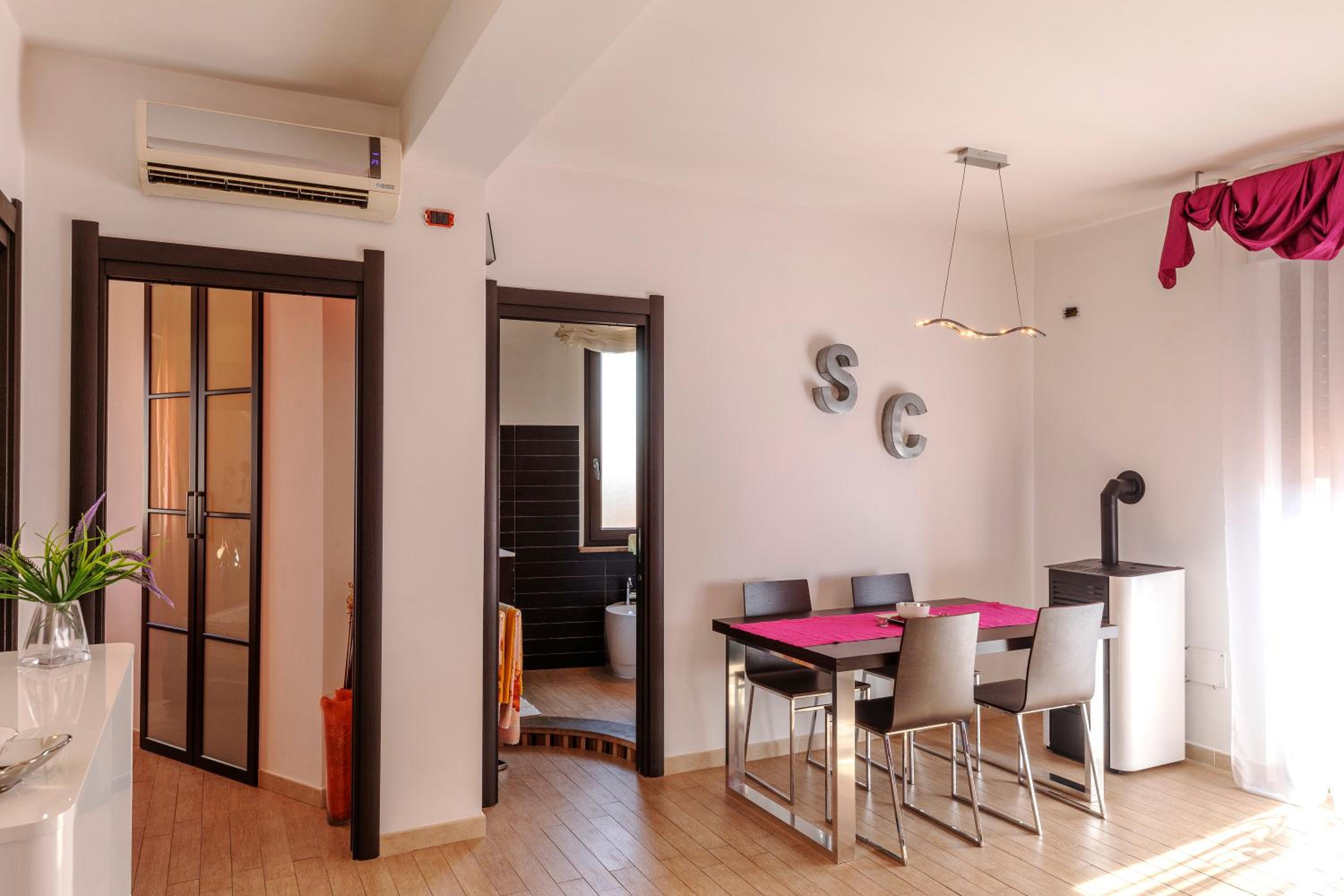 Superior One-Bedroom Apartment with Balcony - Photo 21