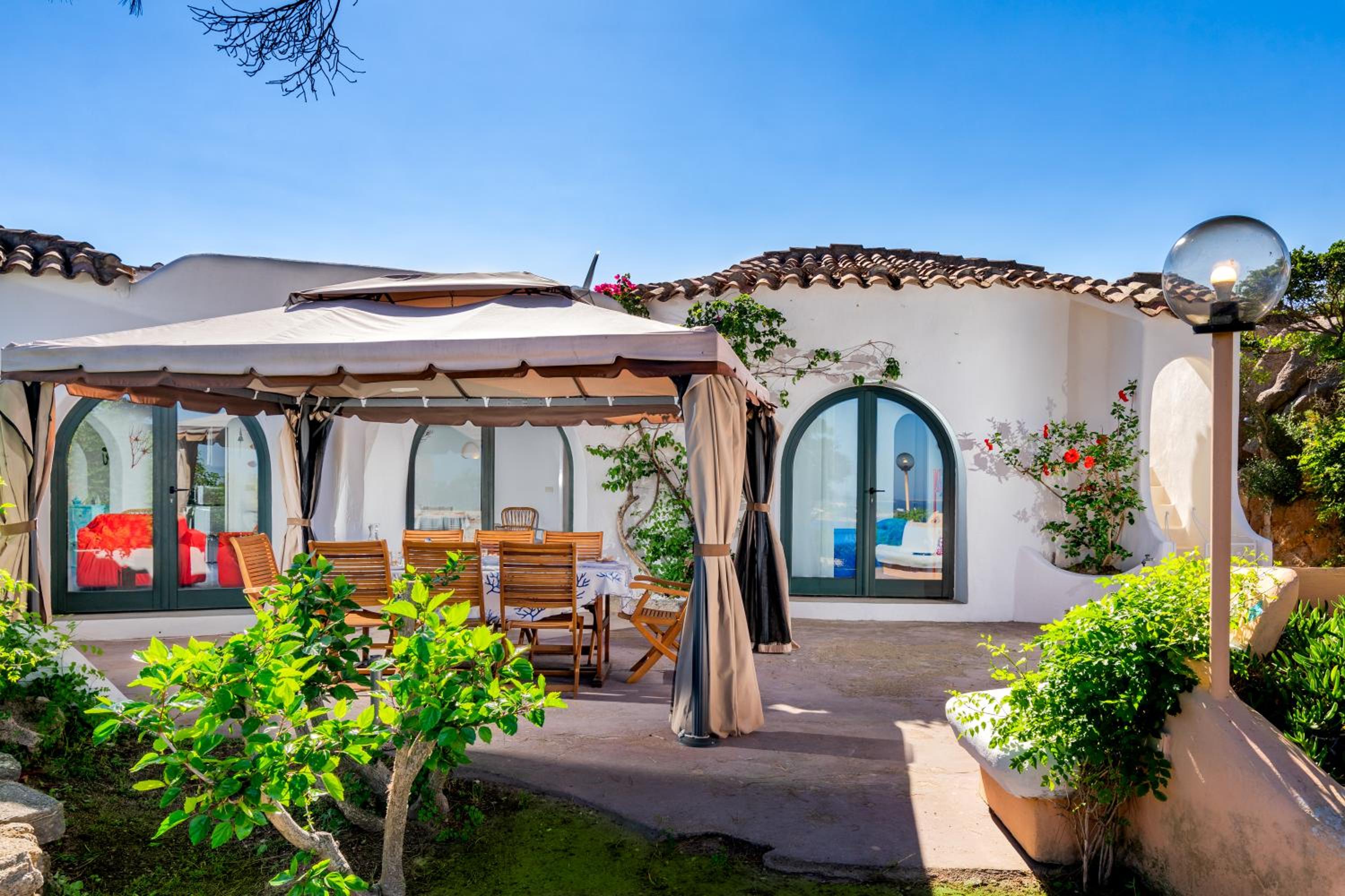 Villa with Sea View photo 2