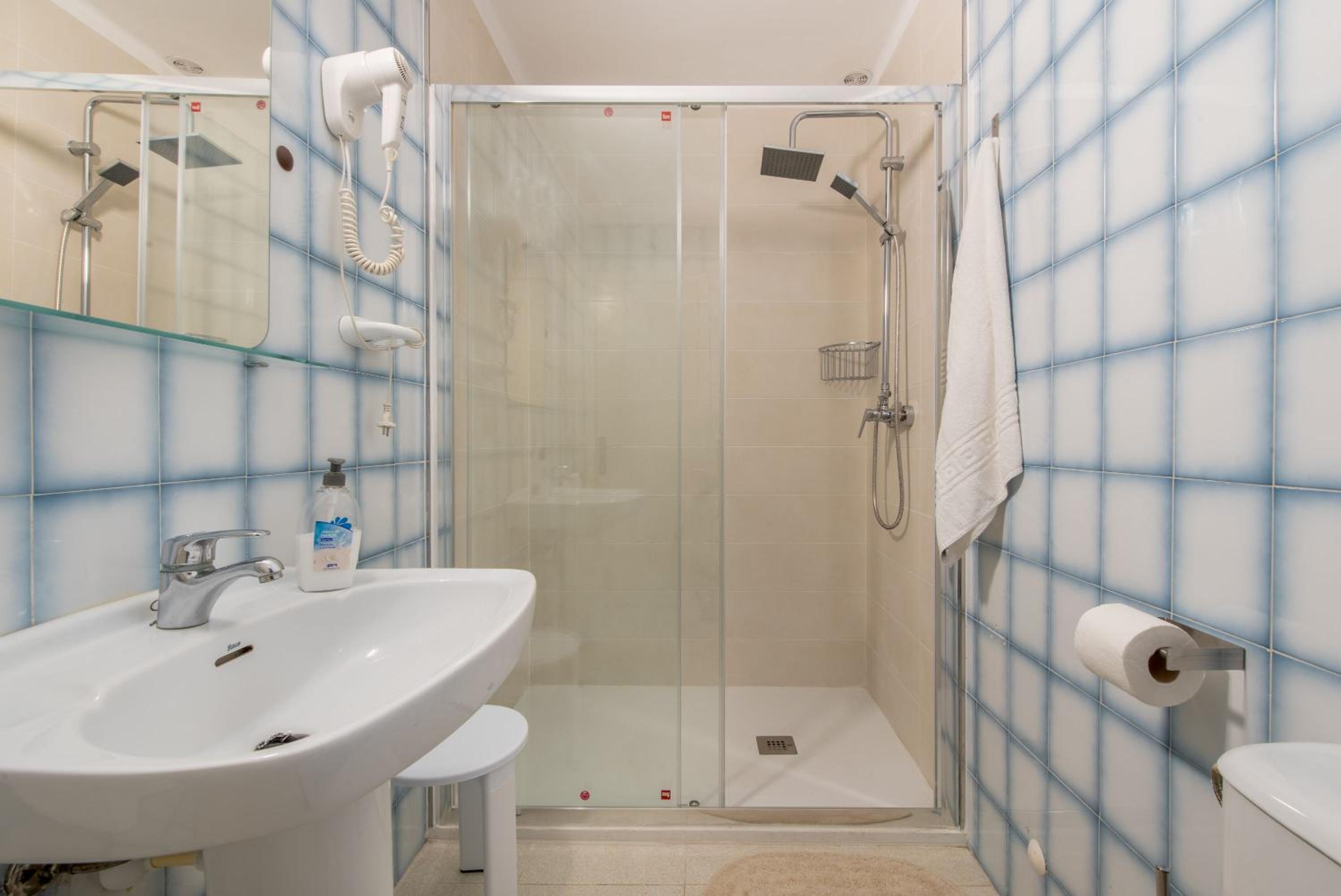Superior One-Bedroom Apartment with Balcony photo 2