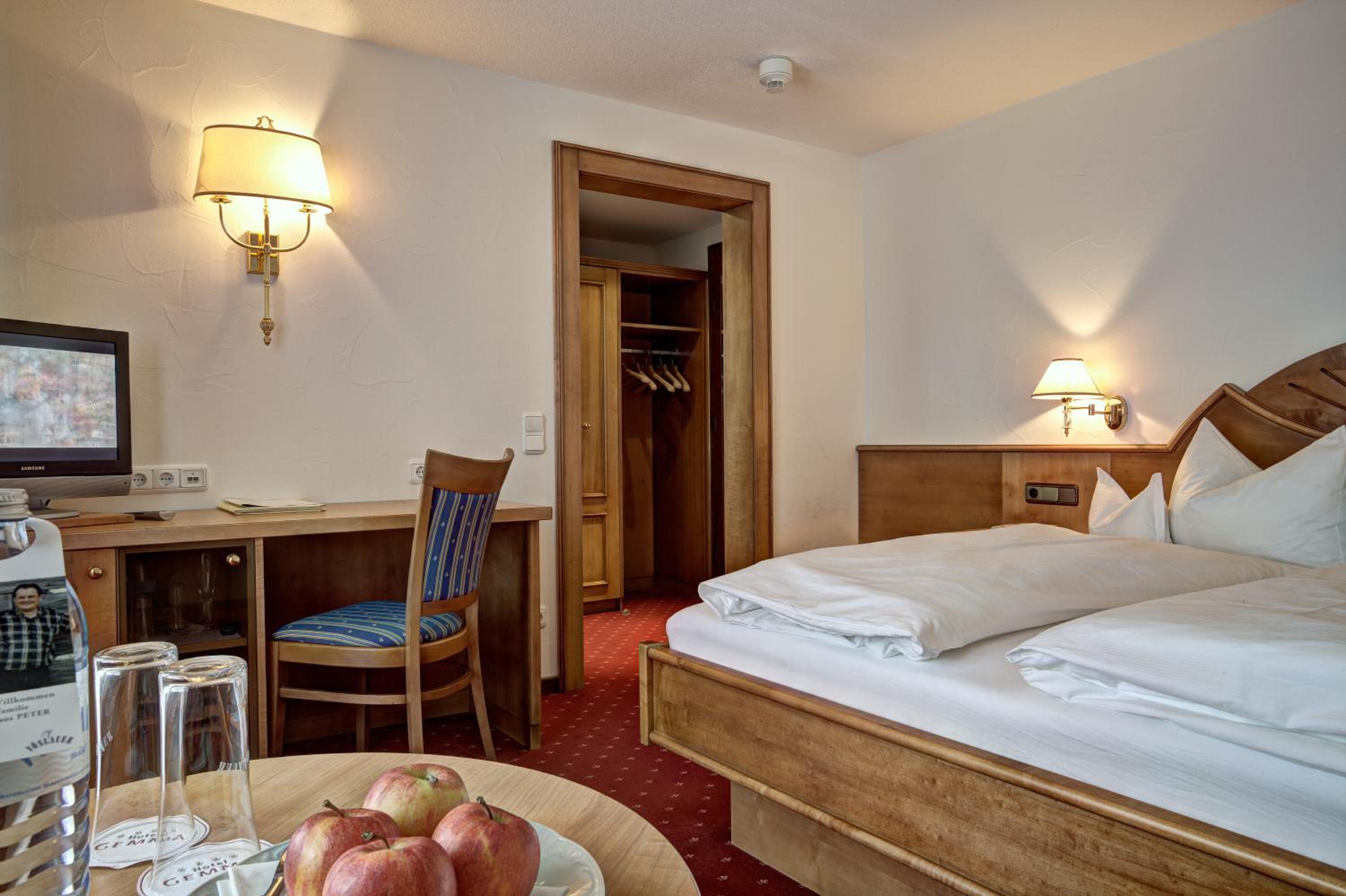 Standard Double Room - Photo 1
