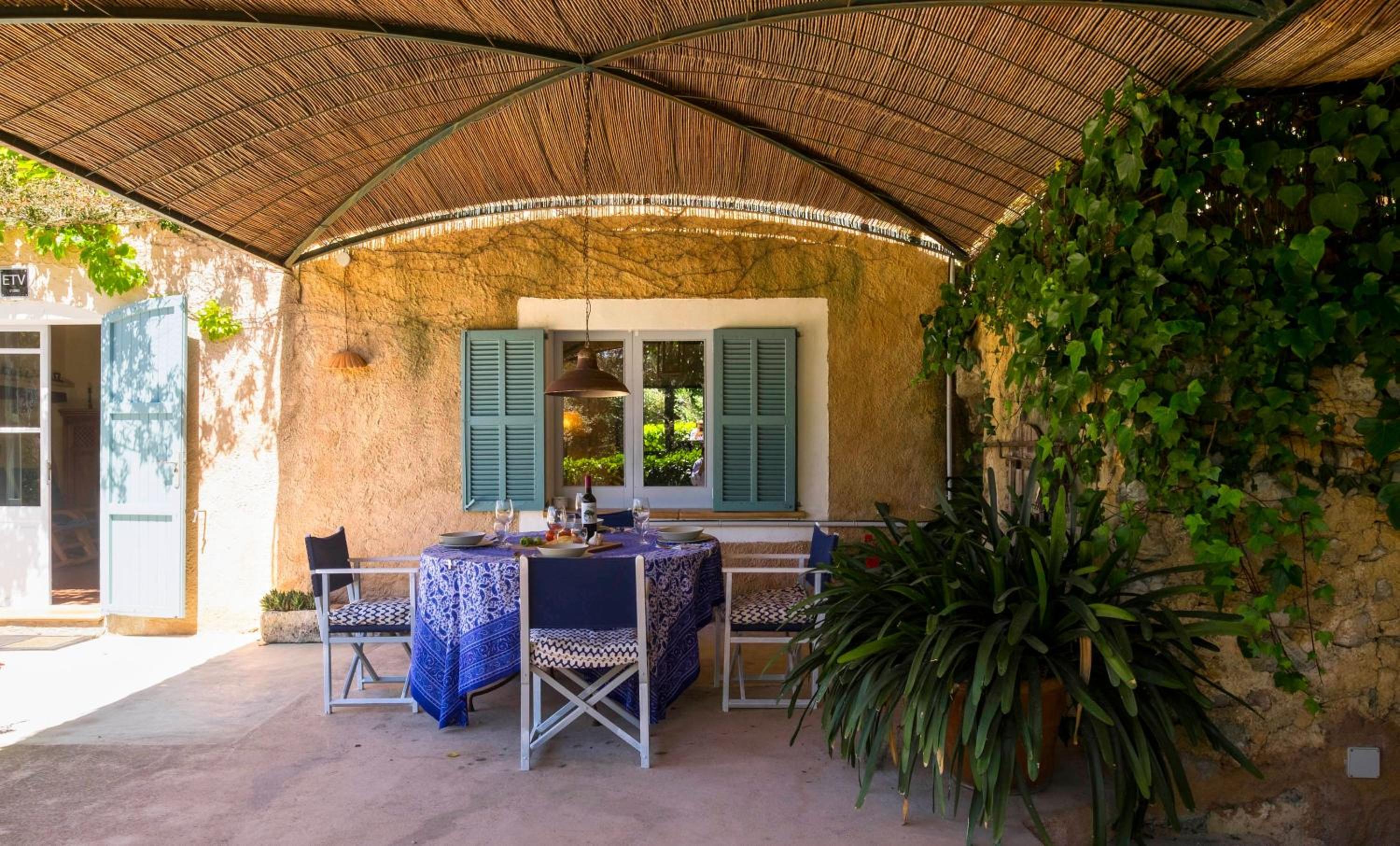 Villa with Garden View - Photo 31