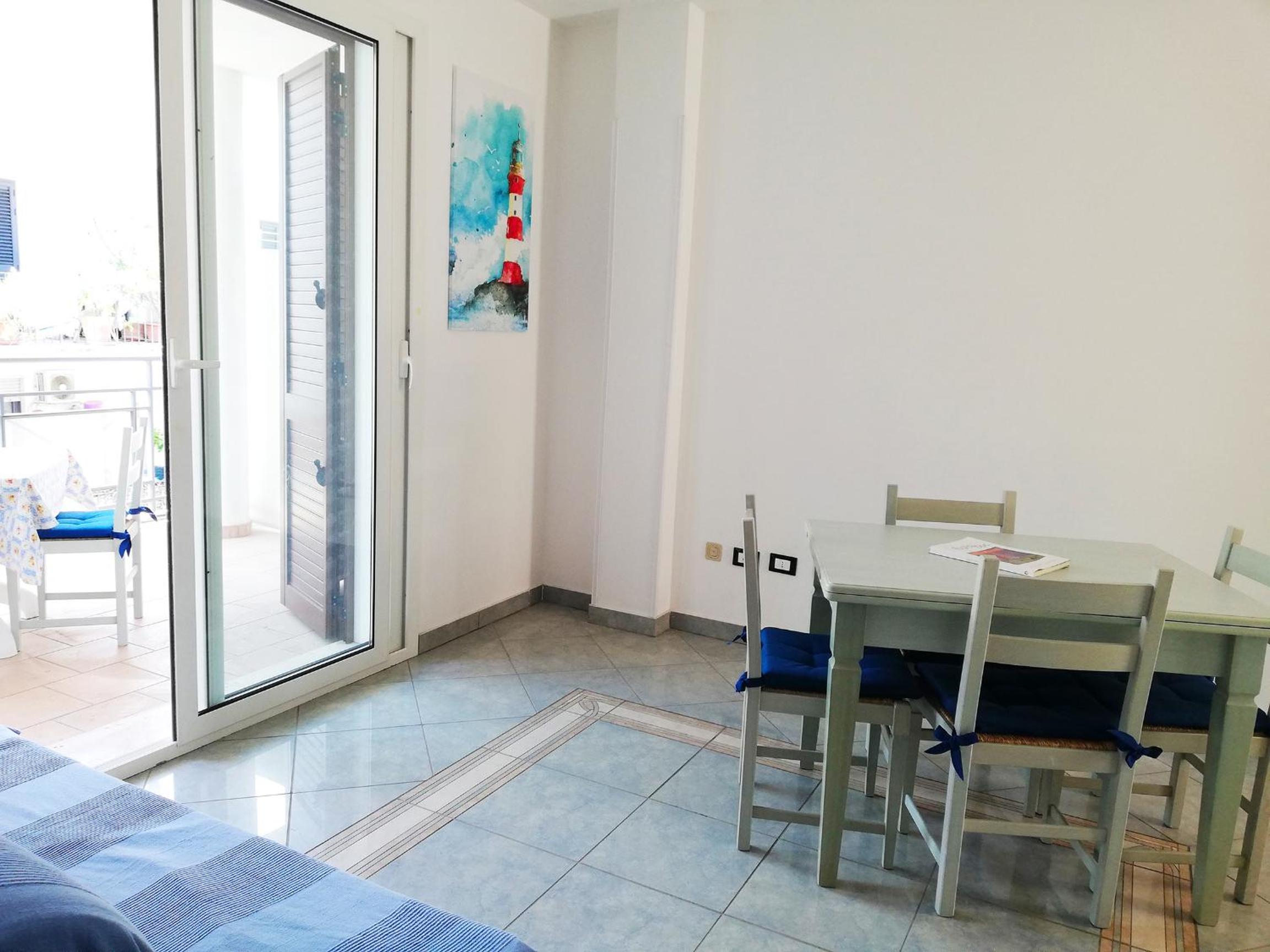 Two-Bedroom Deluxe Apartment with Balcony