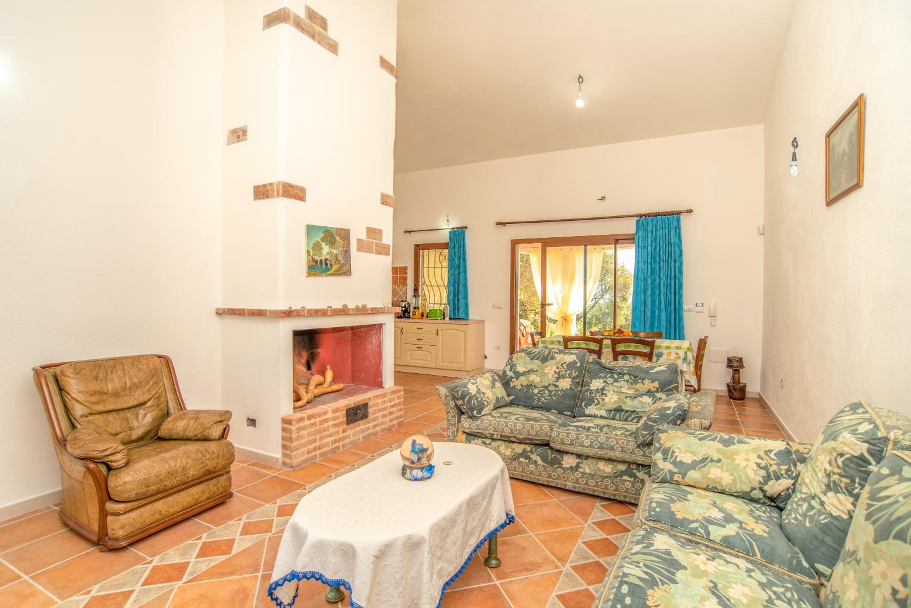 Three-Bedroom Premium Apartment with Balcony