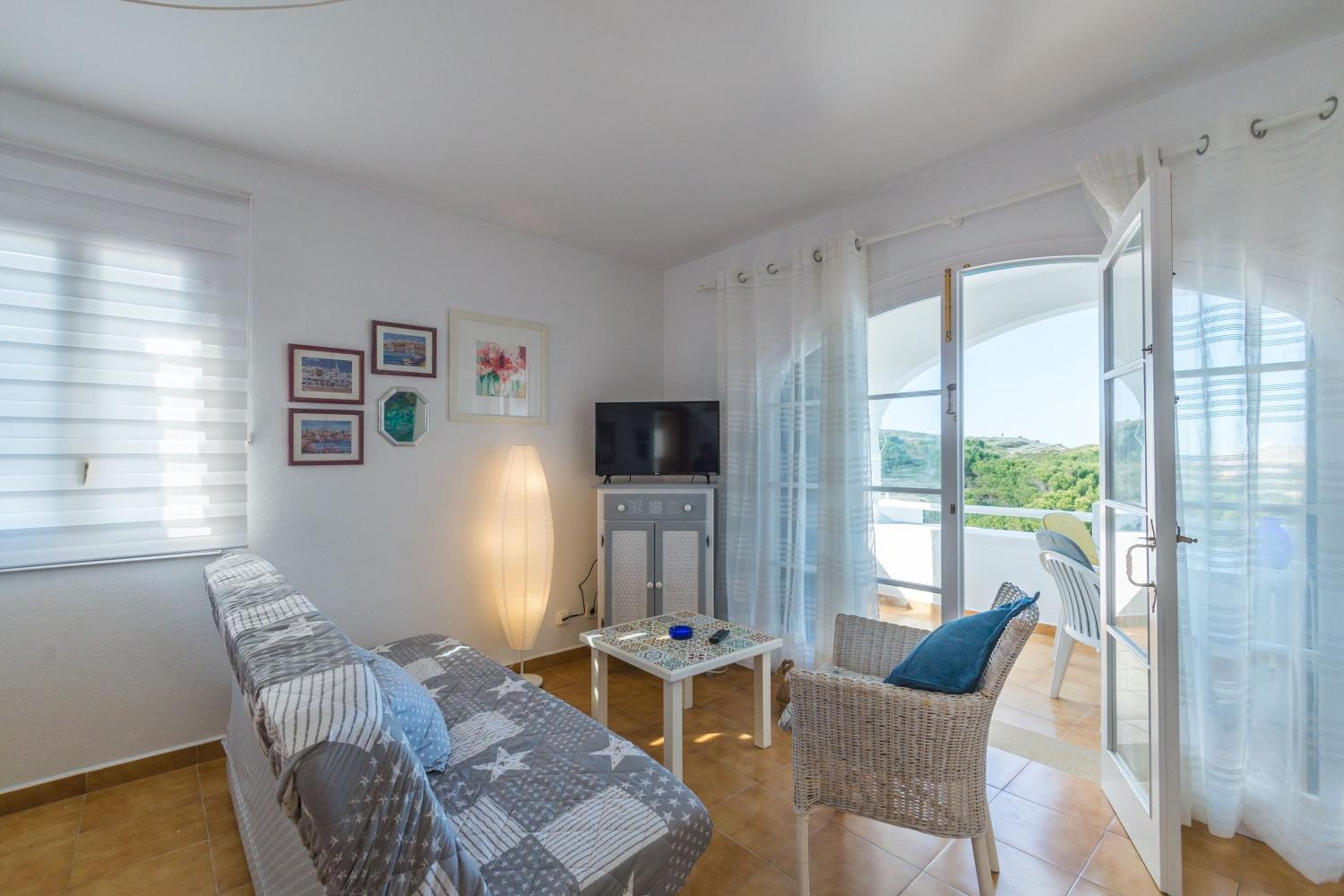 Apartamento de un dormitorio superior con balcón