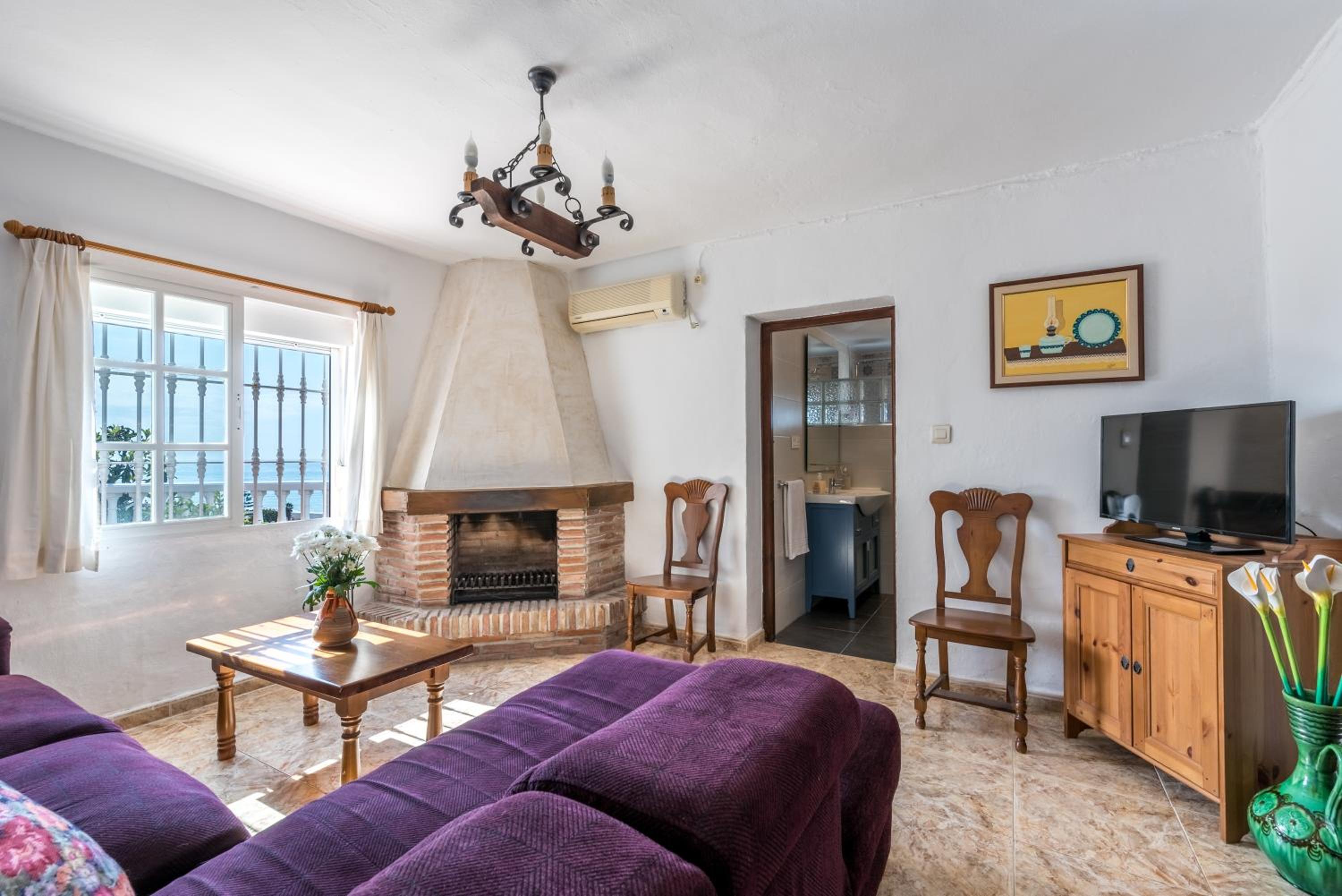 Three-Bedroom House - Photo 1