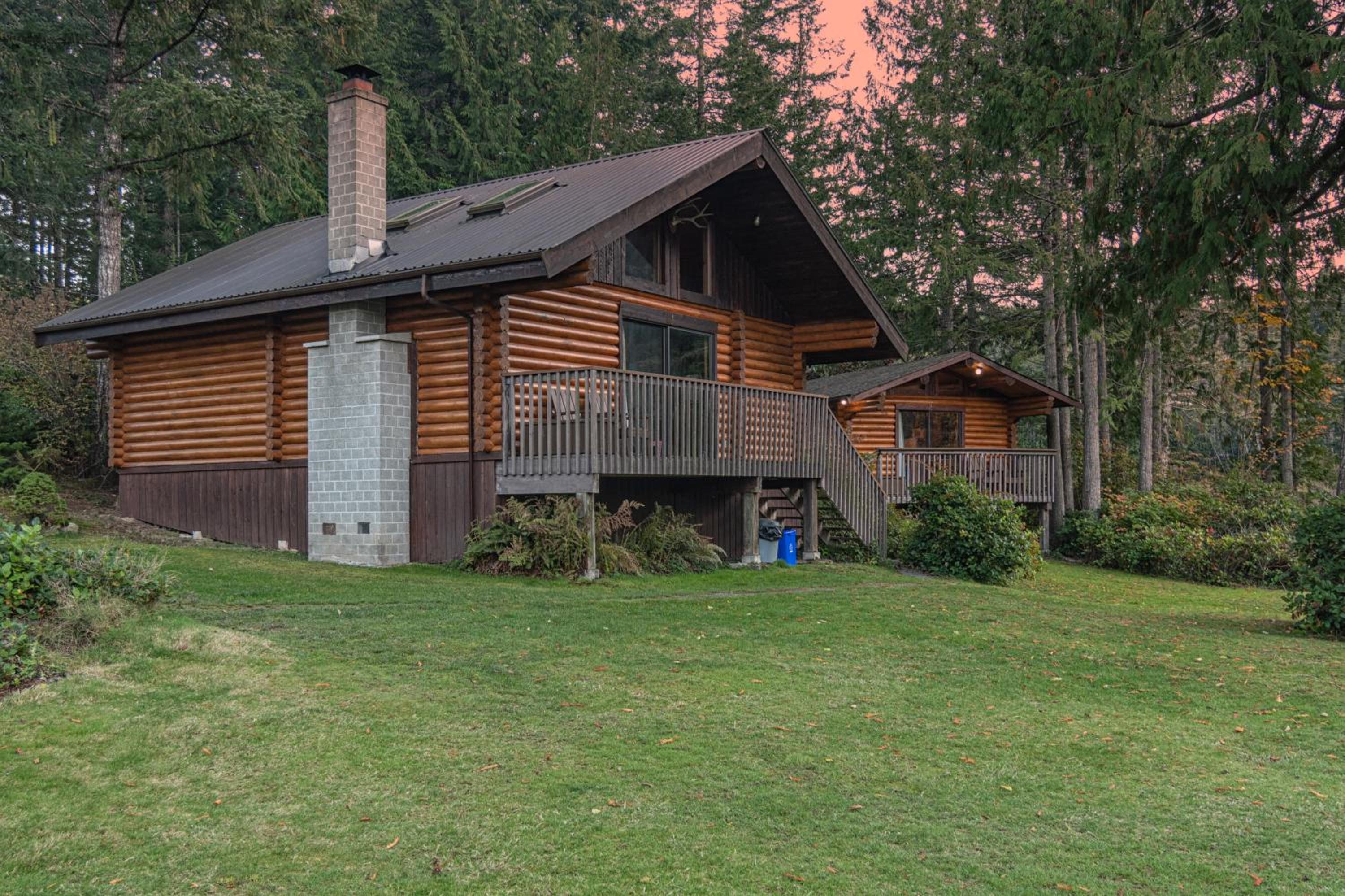 Two-Bedroom Cottage photo 2