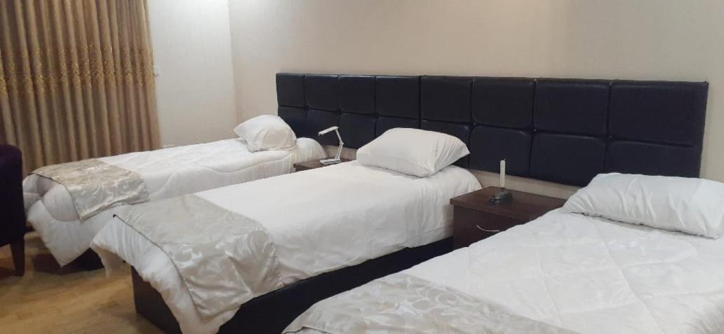 Double Or Twin Room With Private Bathroom photo 3