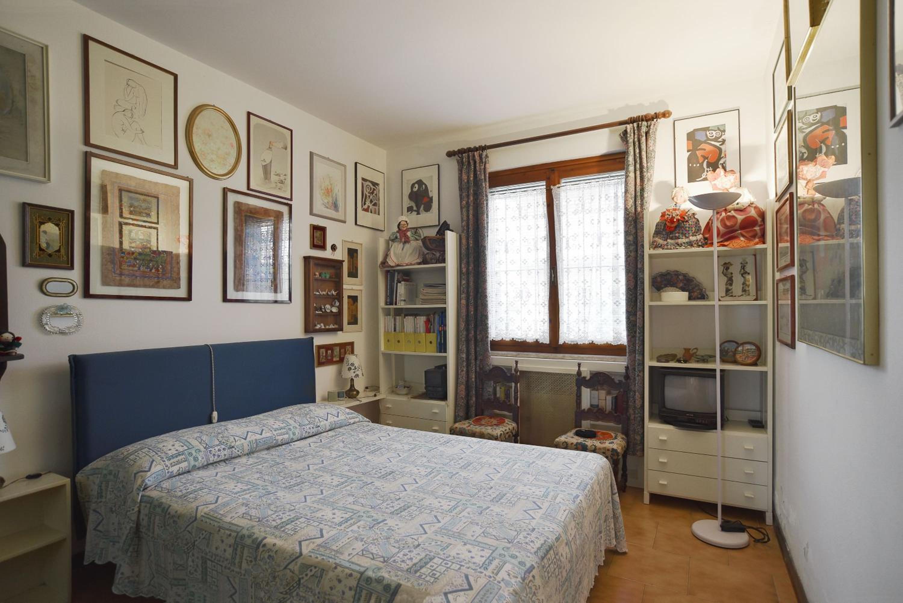 Superior One-Bedroom Apartment