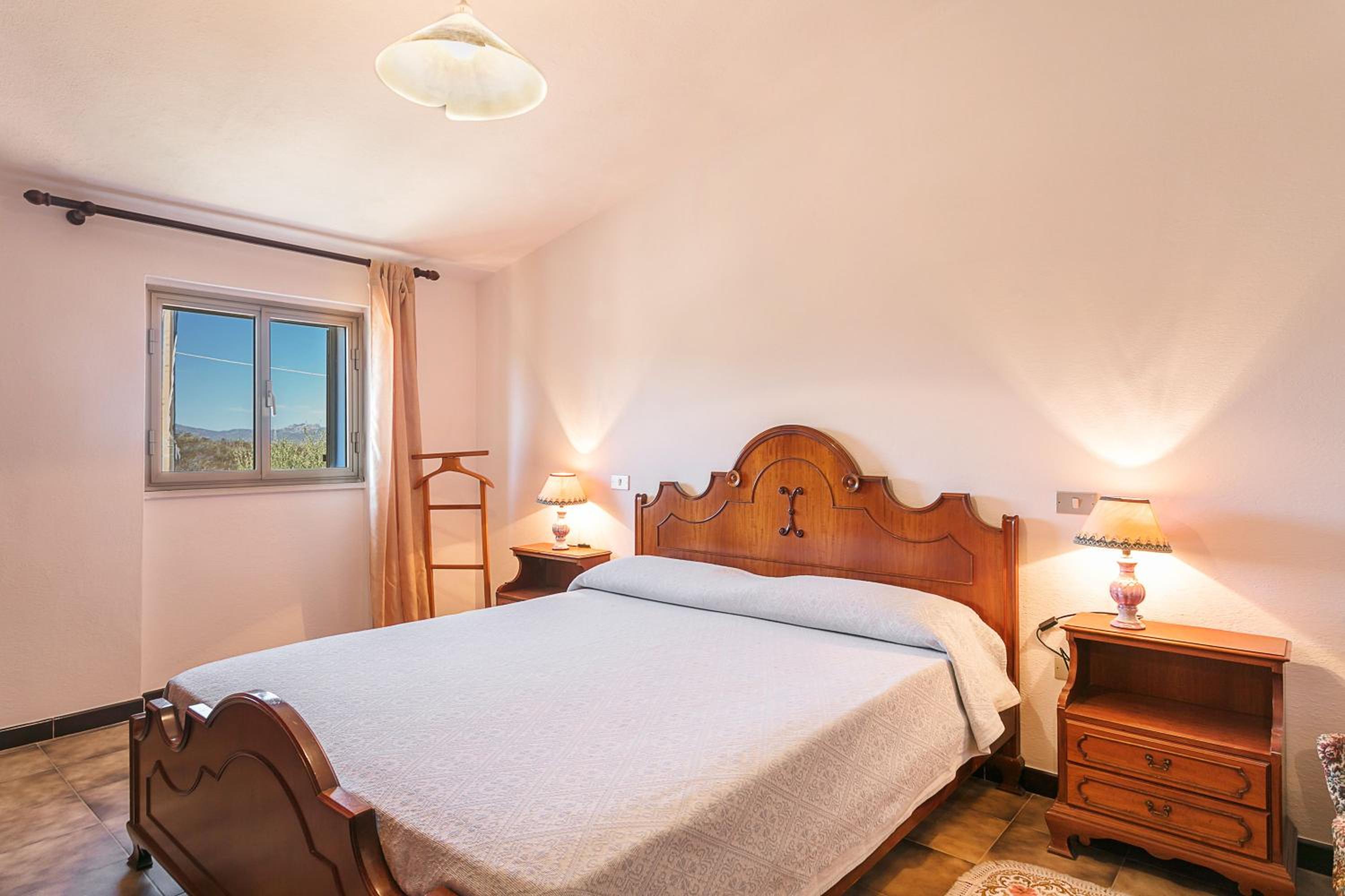 Two-Bedroom Deluxe Apartment with Ocean View photo 1