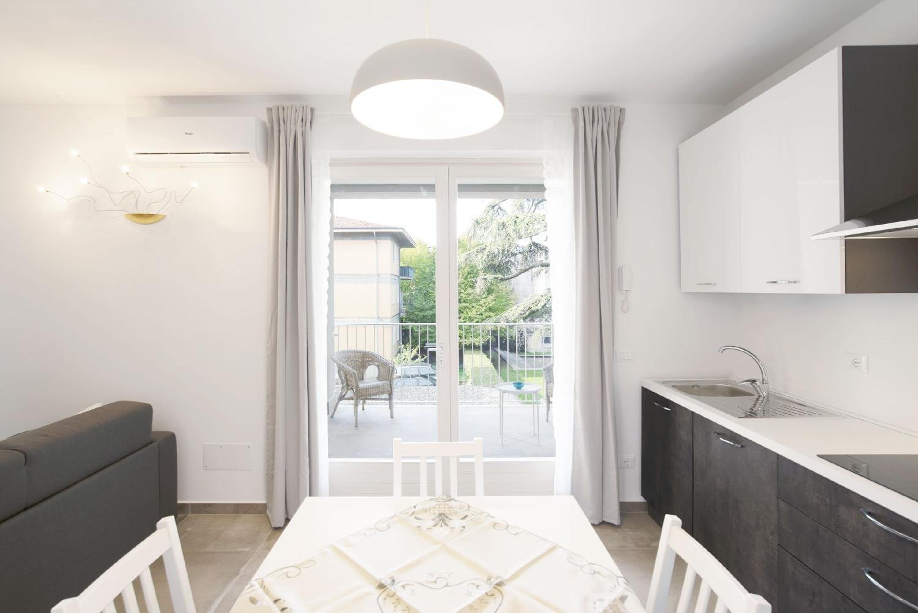 One-Bedroom Apartment with Garden View
