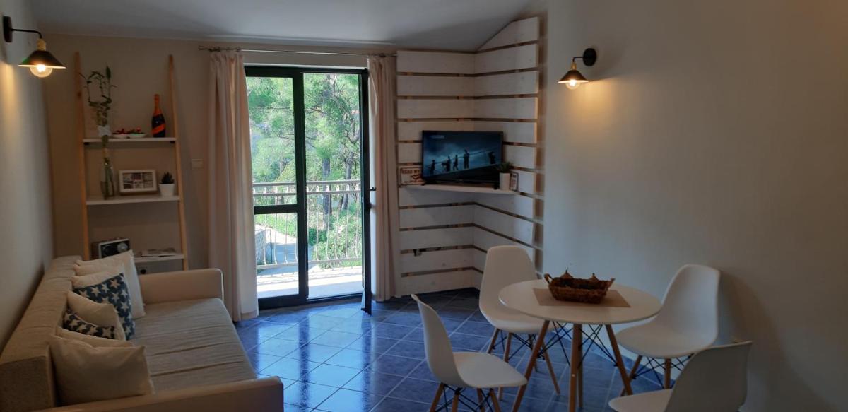 Two-Bedroom Apartment with Sea View