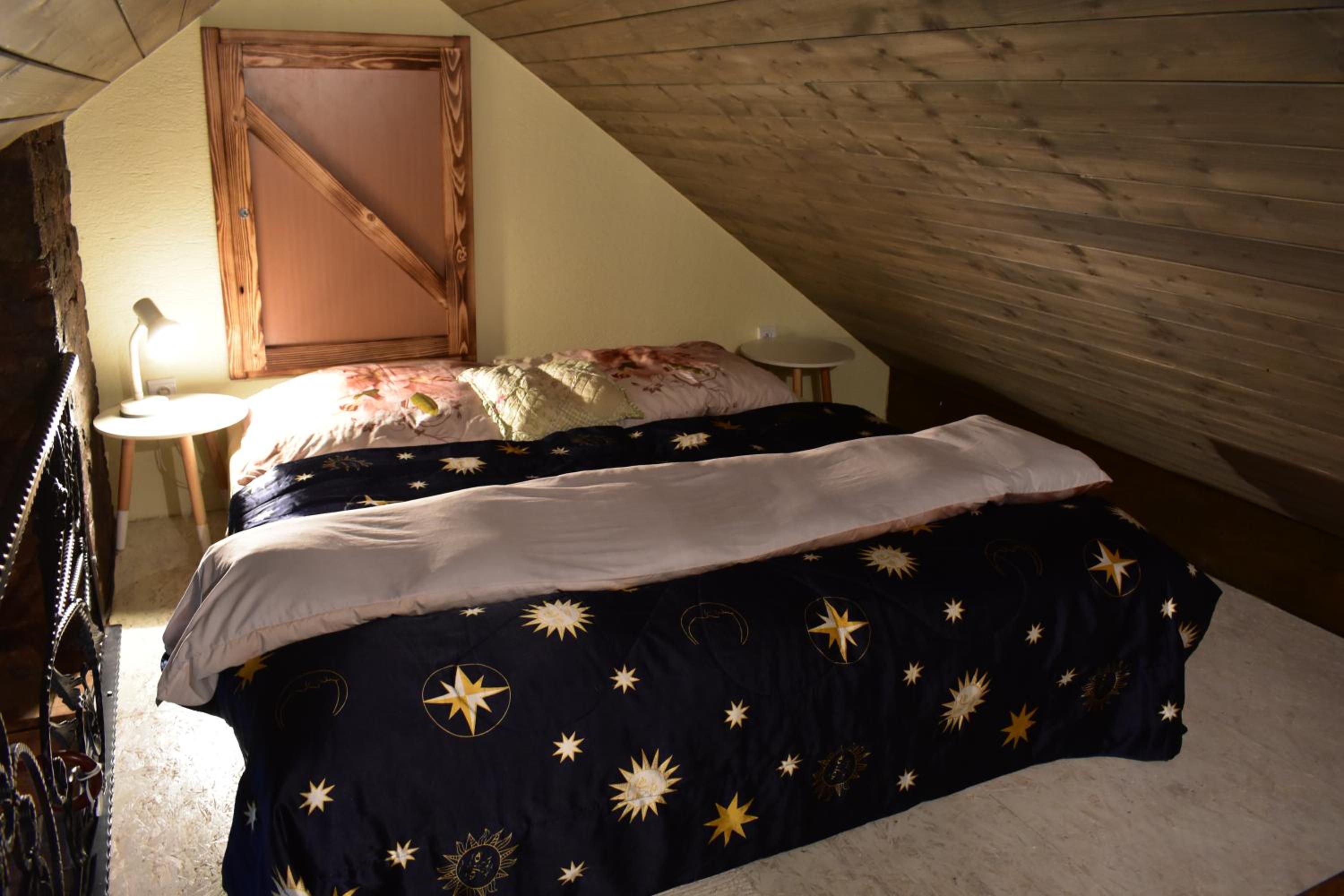 Deluxe King Suite - Photo 6