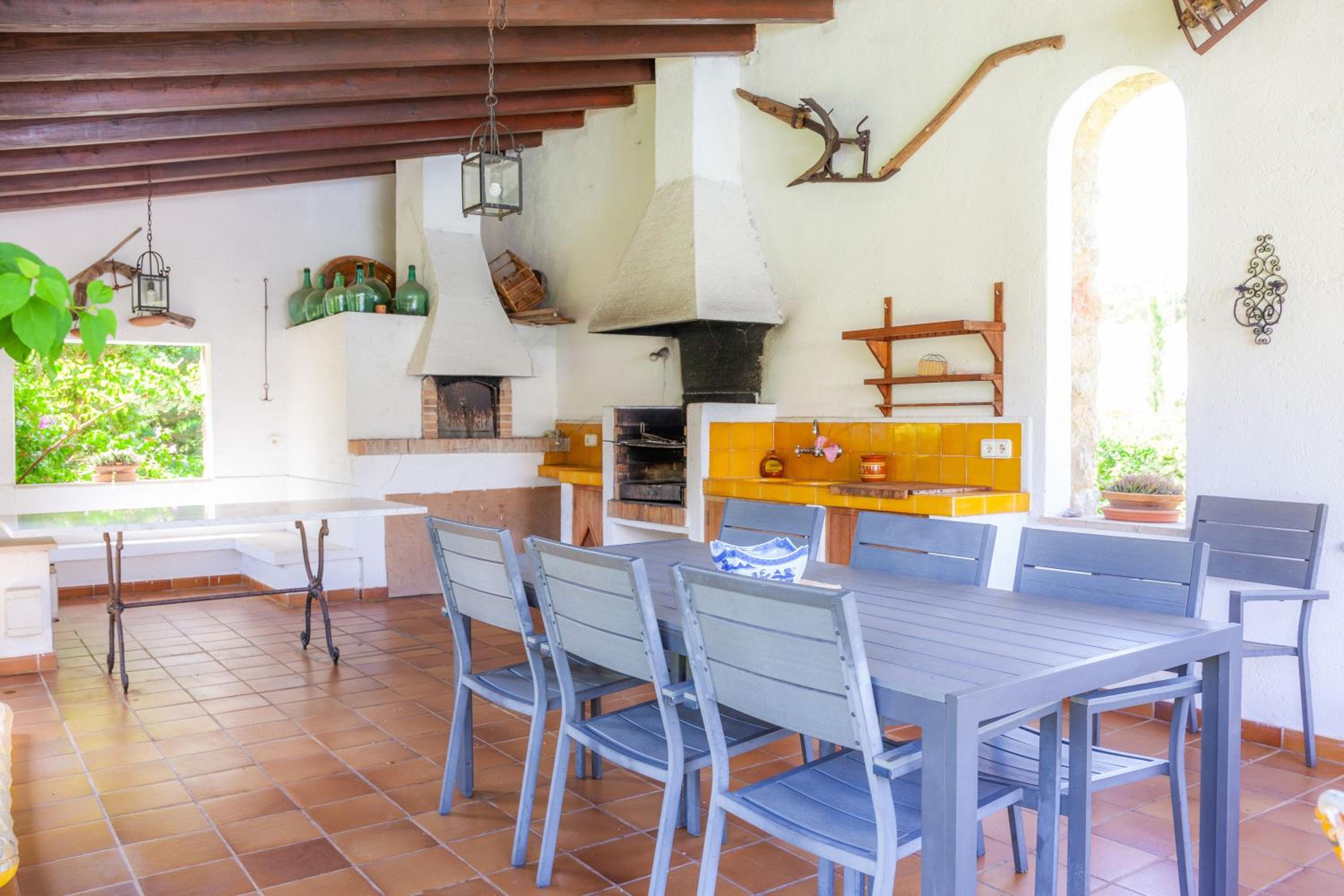 Villa photo 2
