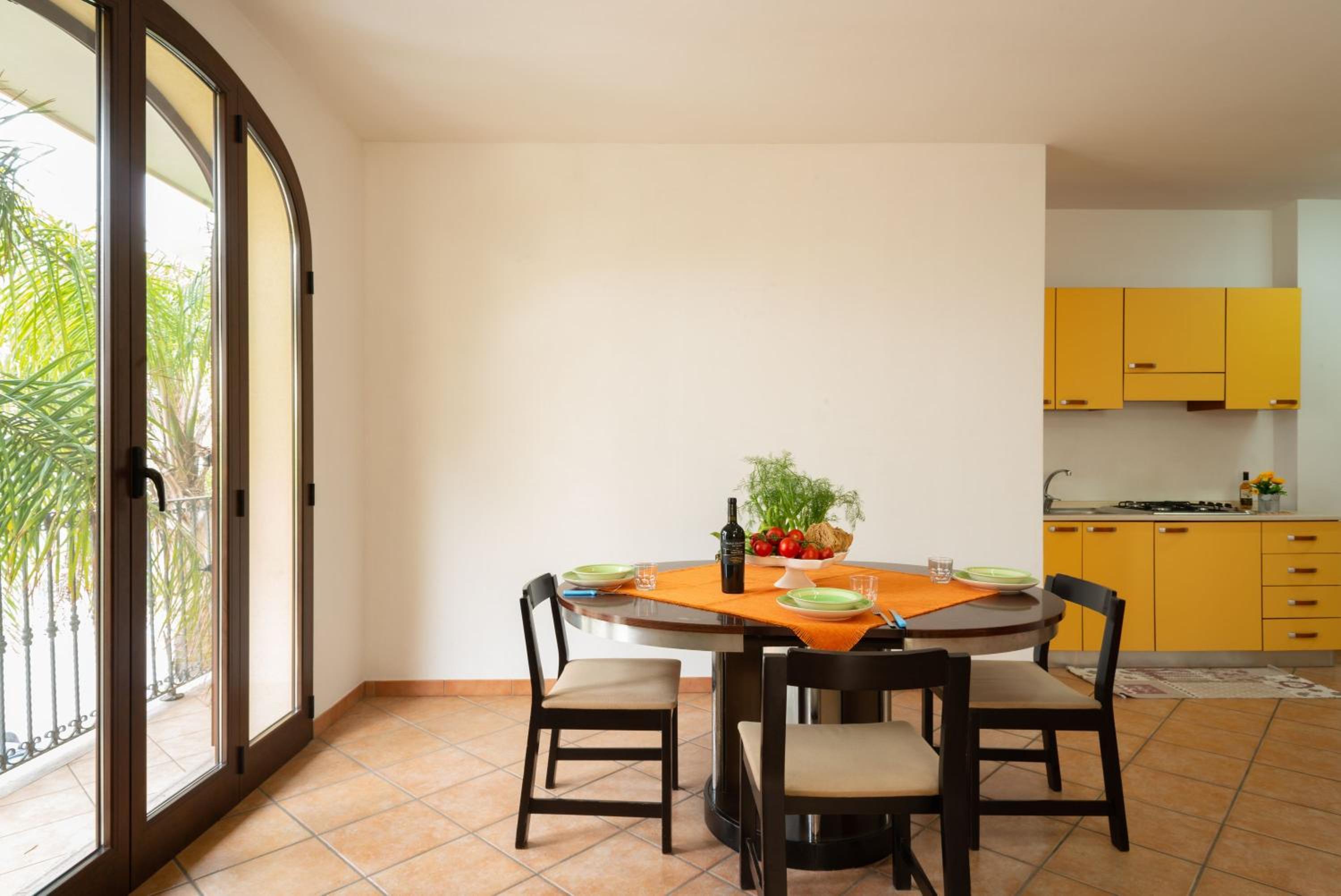 Superior One-Bedroom Apartment with Balcony - Photo 8