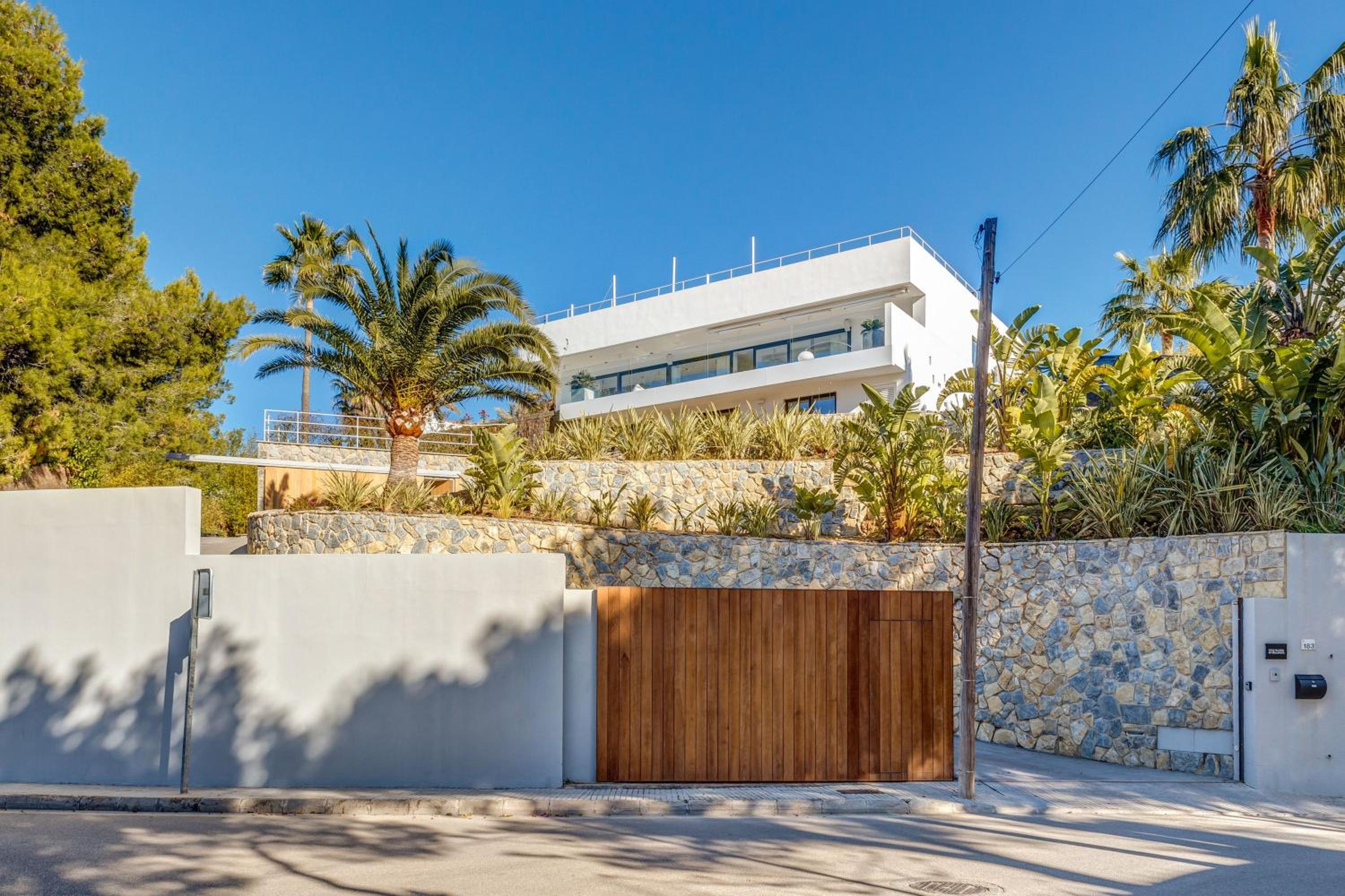 Villa with Sea View photo 2