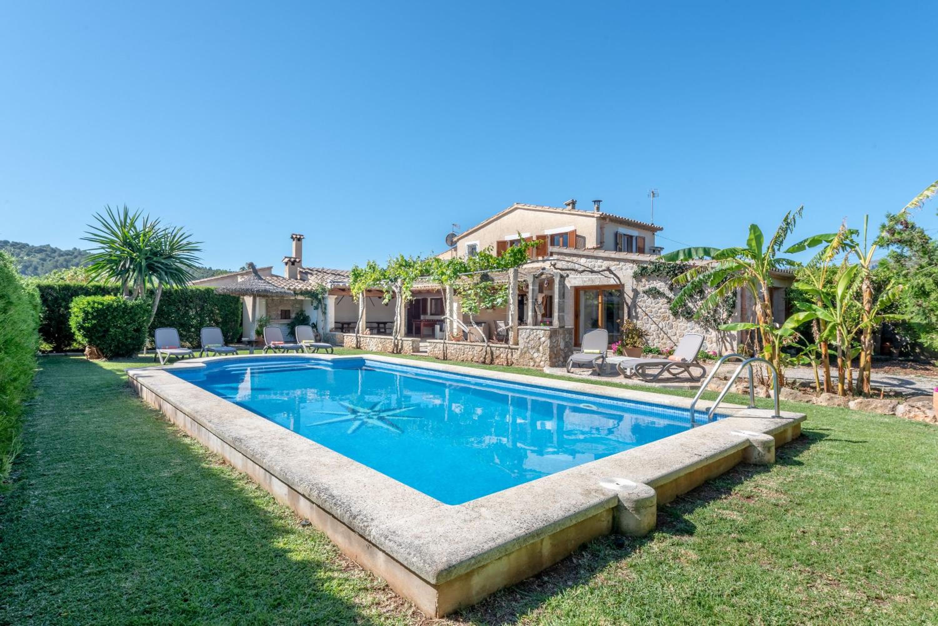 Villa with Garden View photo 3