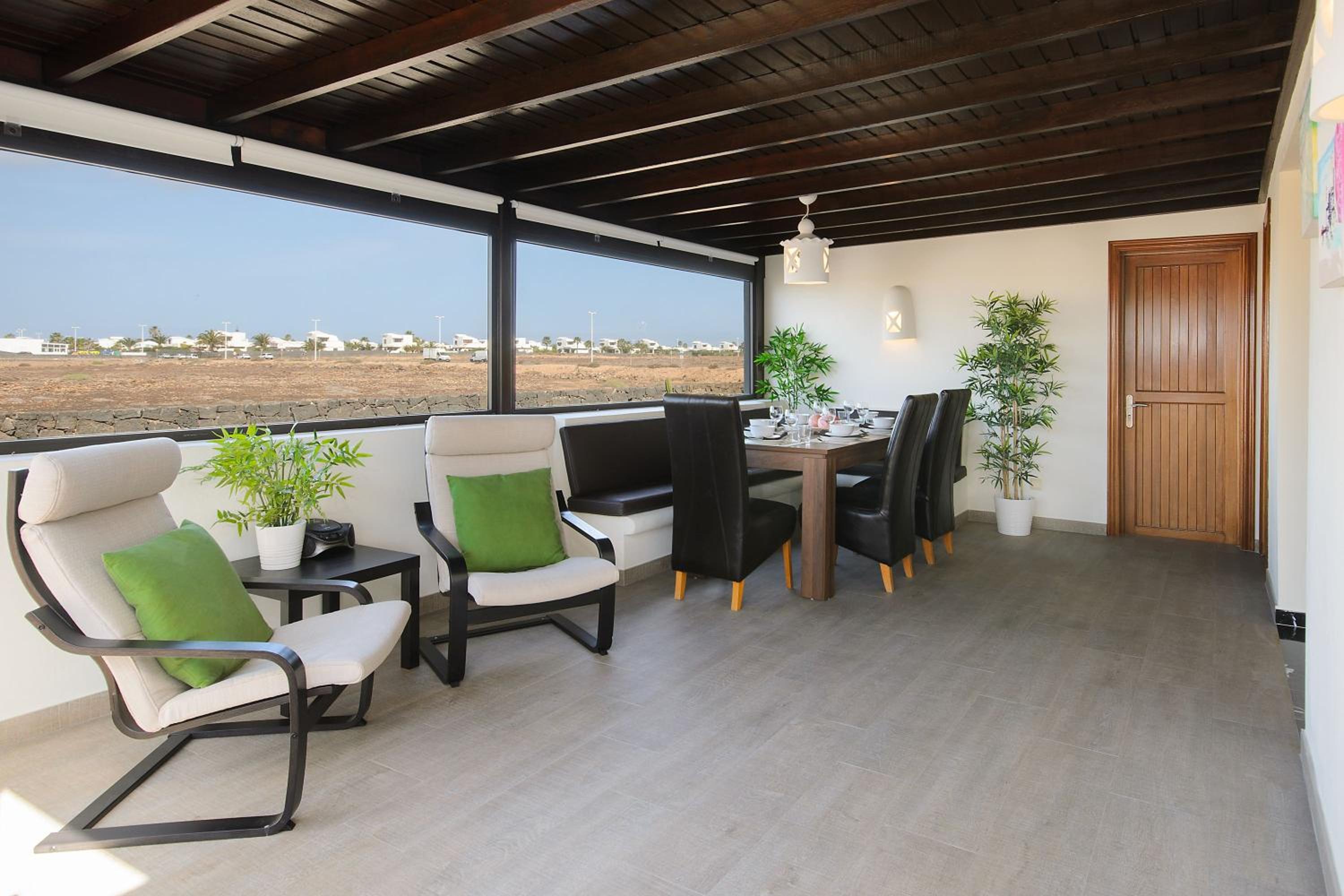 Villa with Sea View - Photo 3