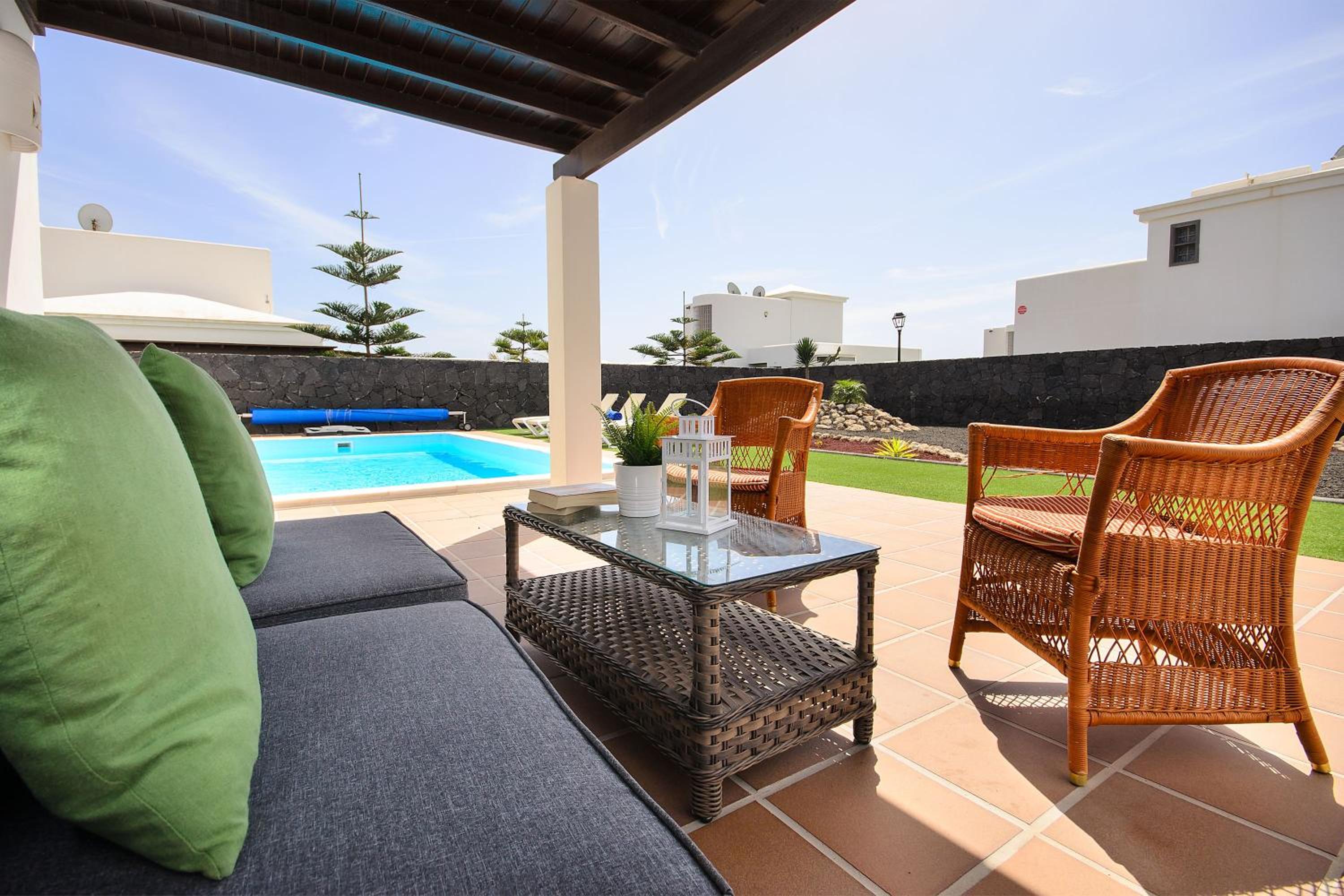 Villa with Sea View - Photo 28