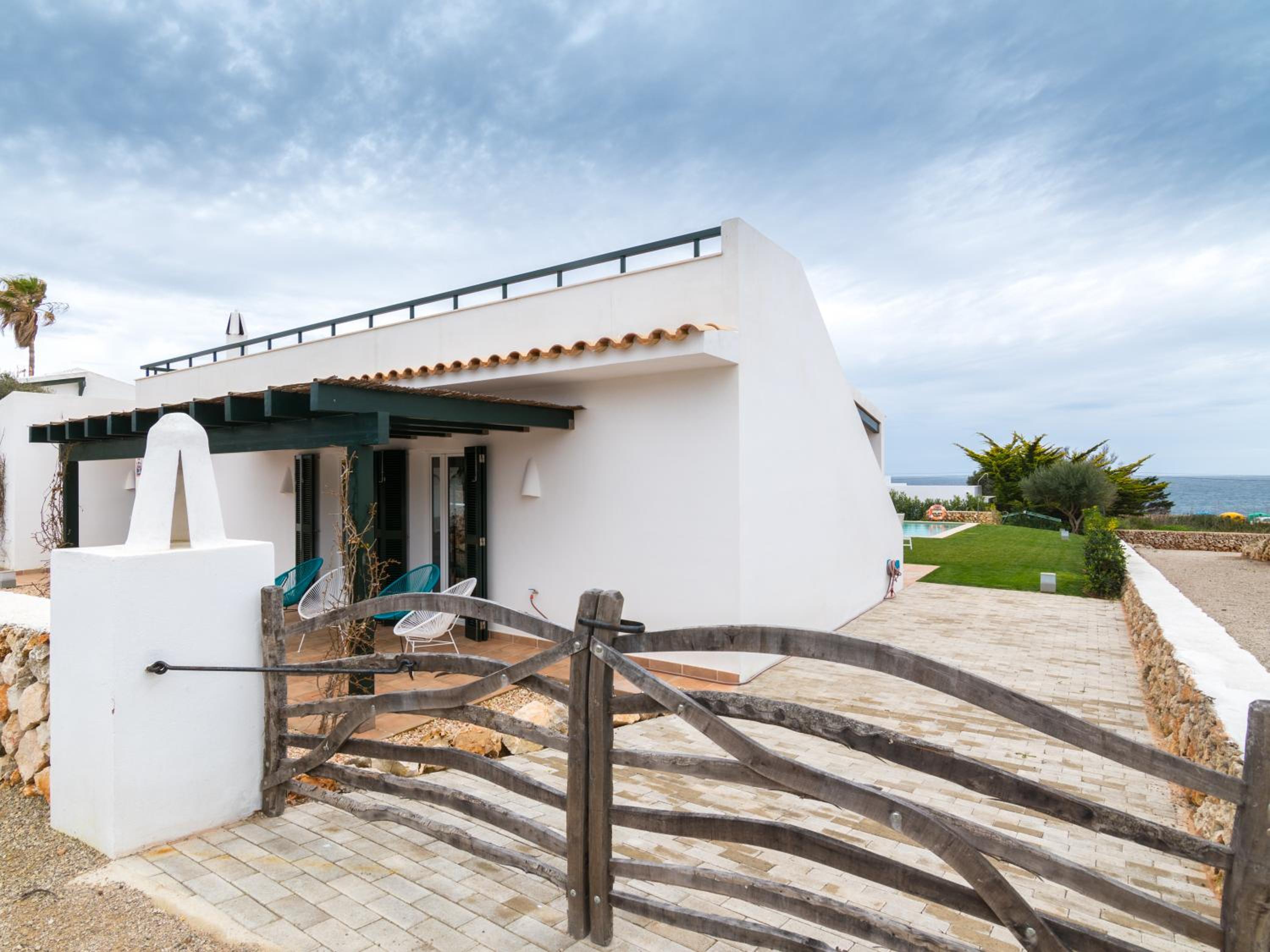 Villa with Sea View - Photo 7