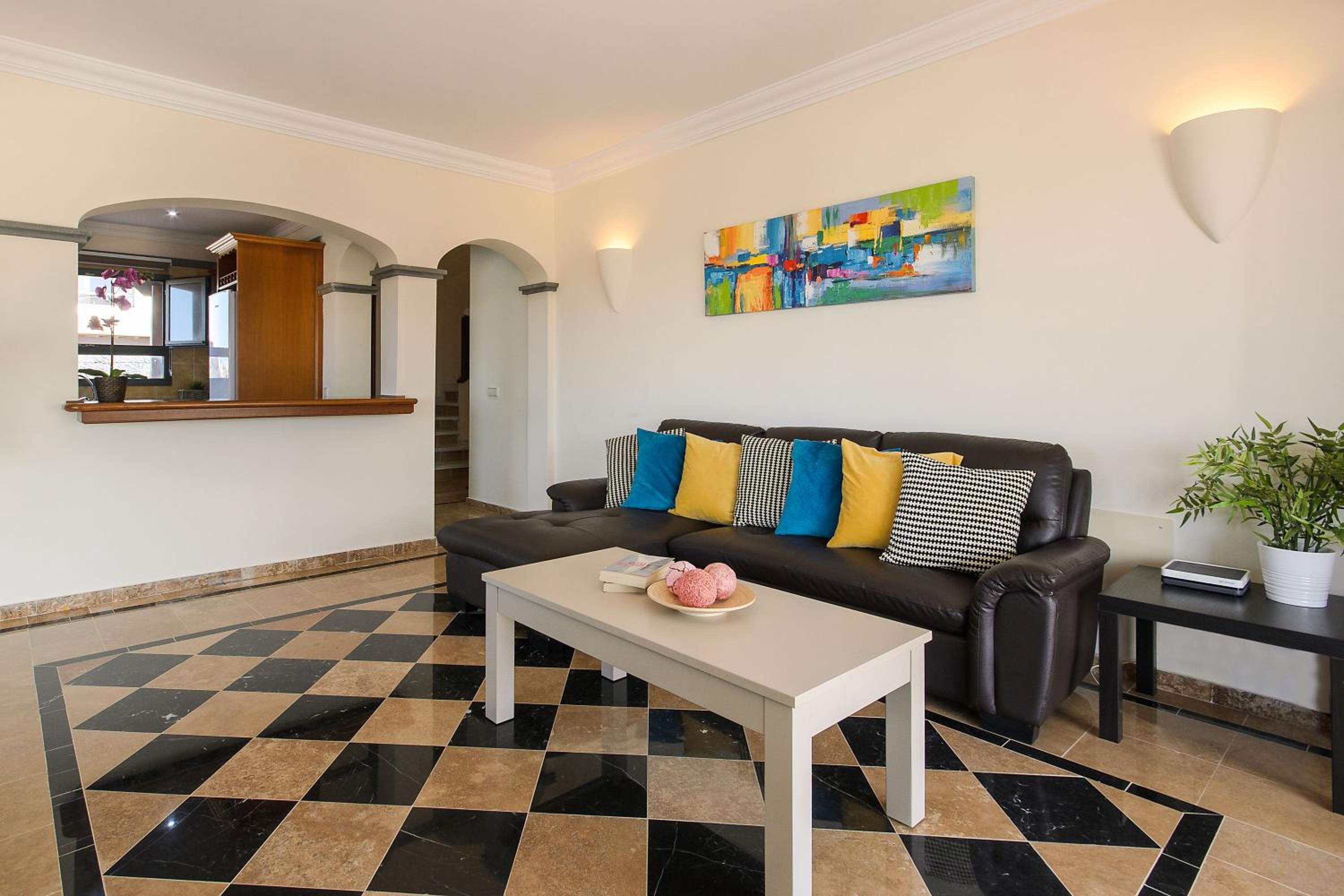 Villa with Sea View - Photo 29