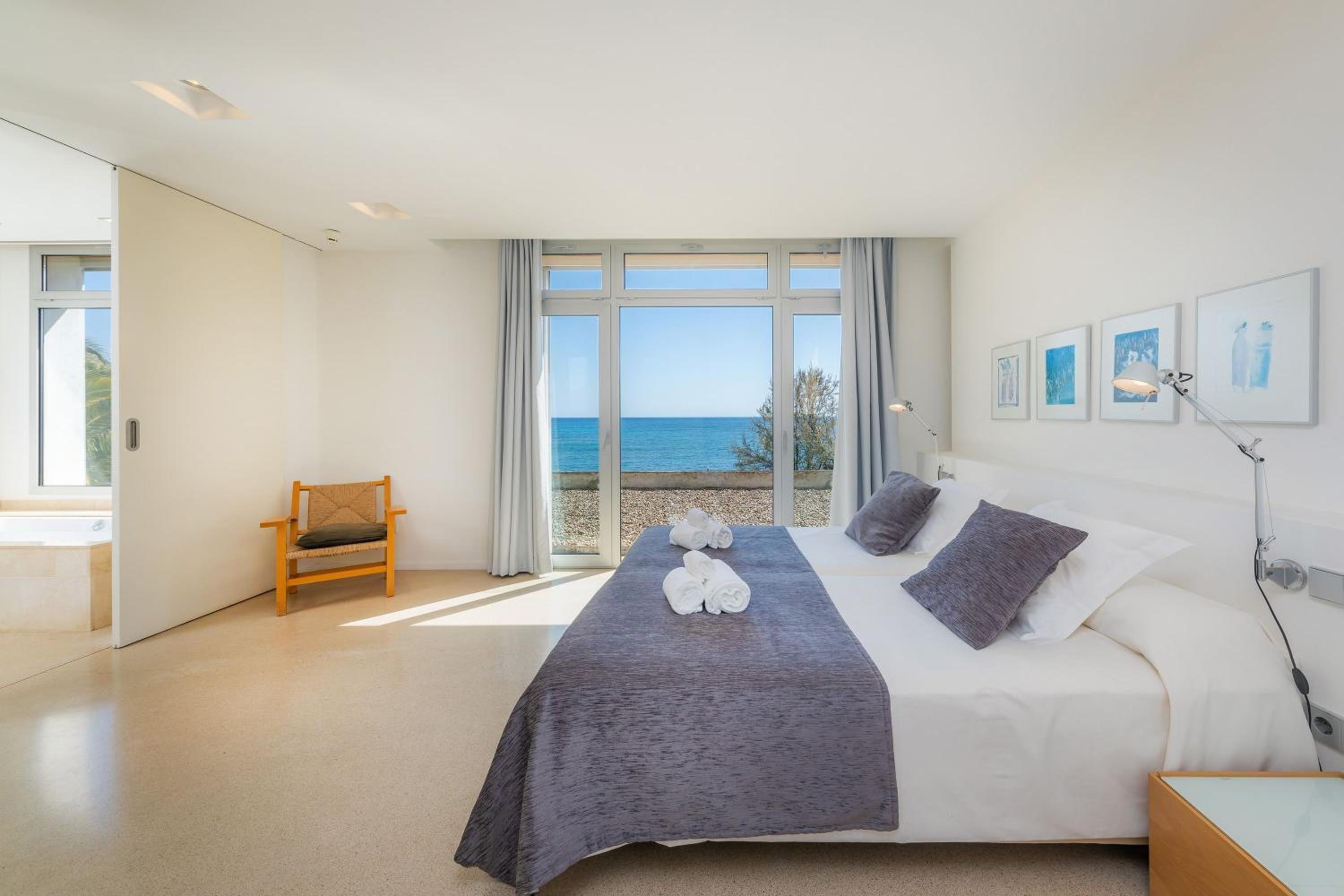 Villa With Sea View photo 3