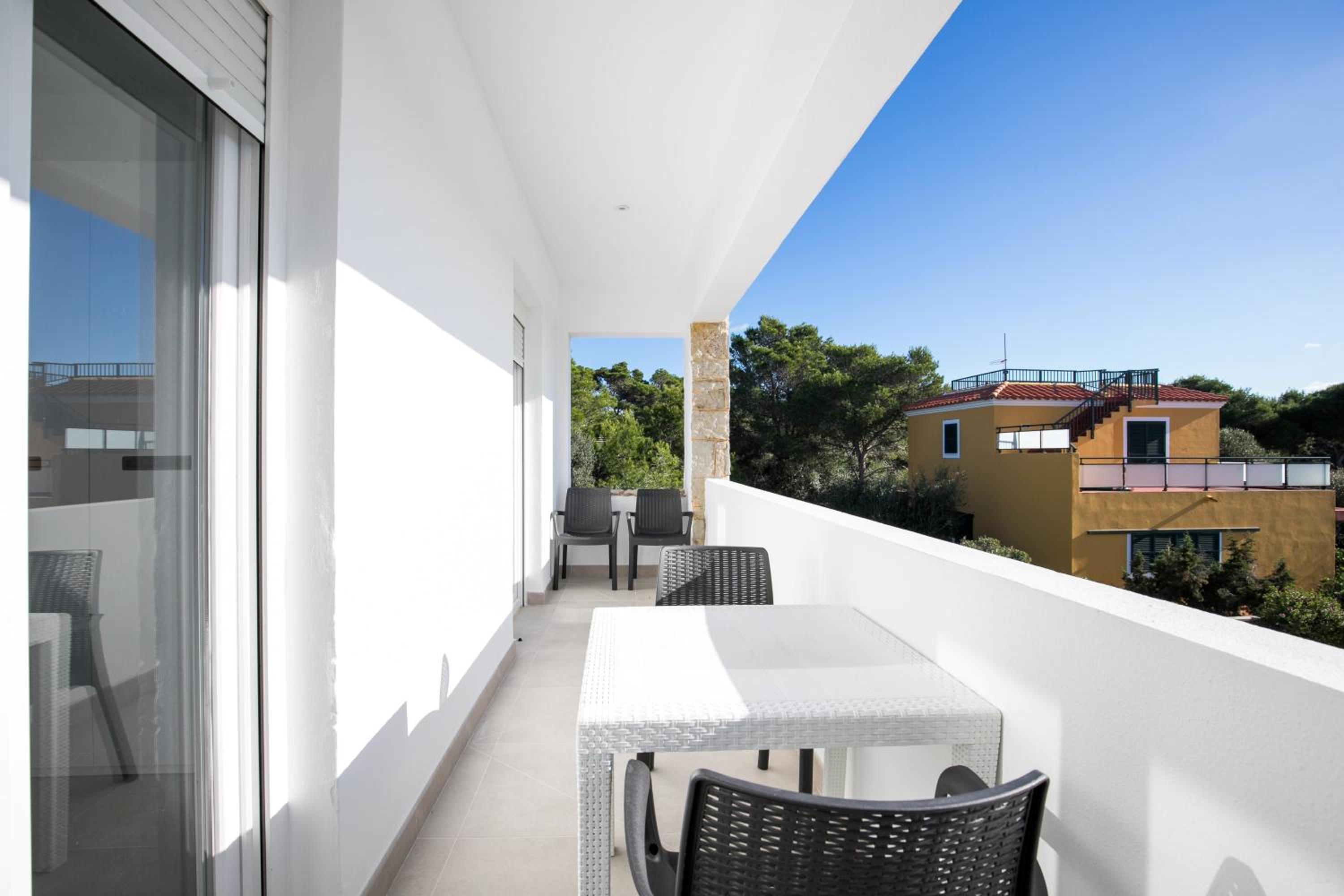 Apartment with Terrace photo 2