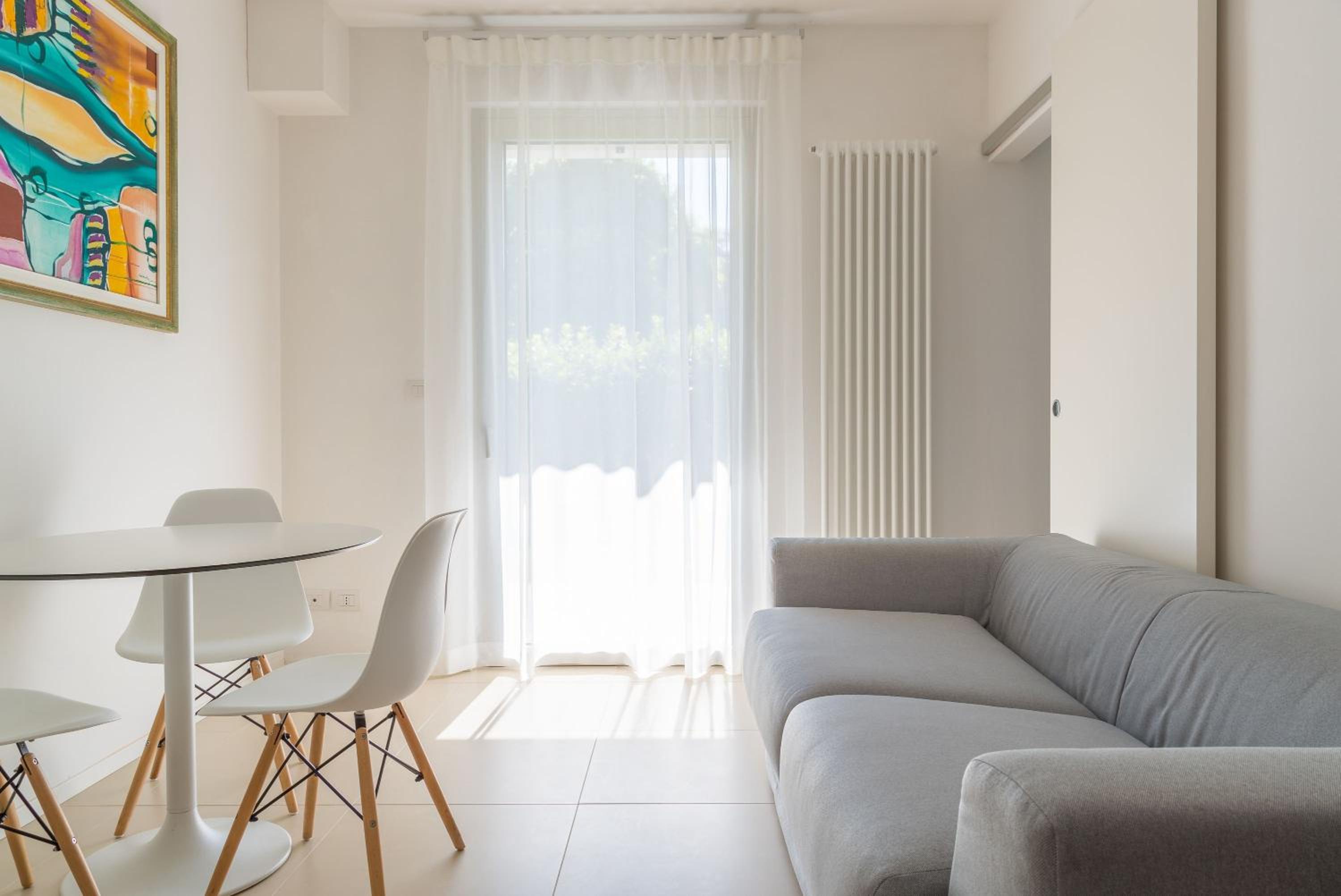 One-Bedroom Apartment with Garden