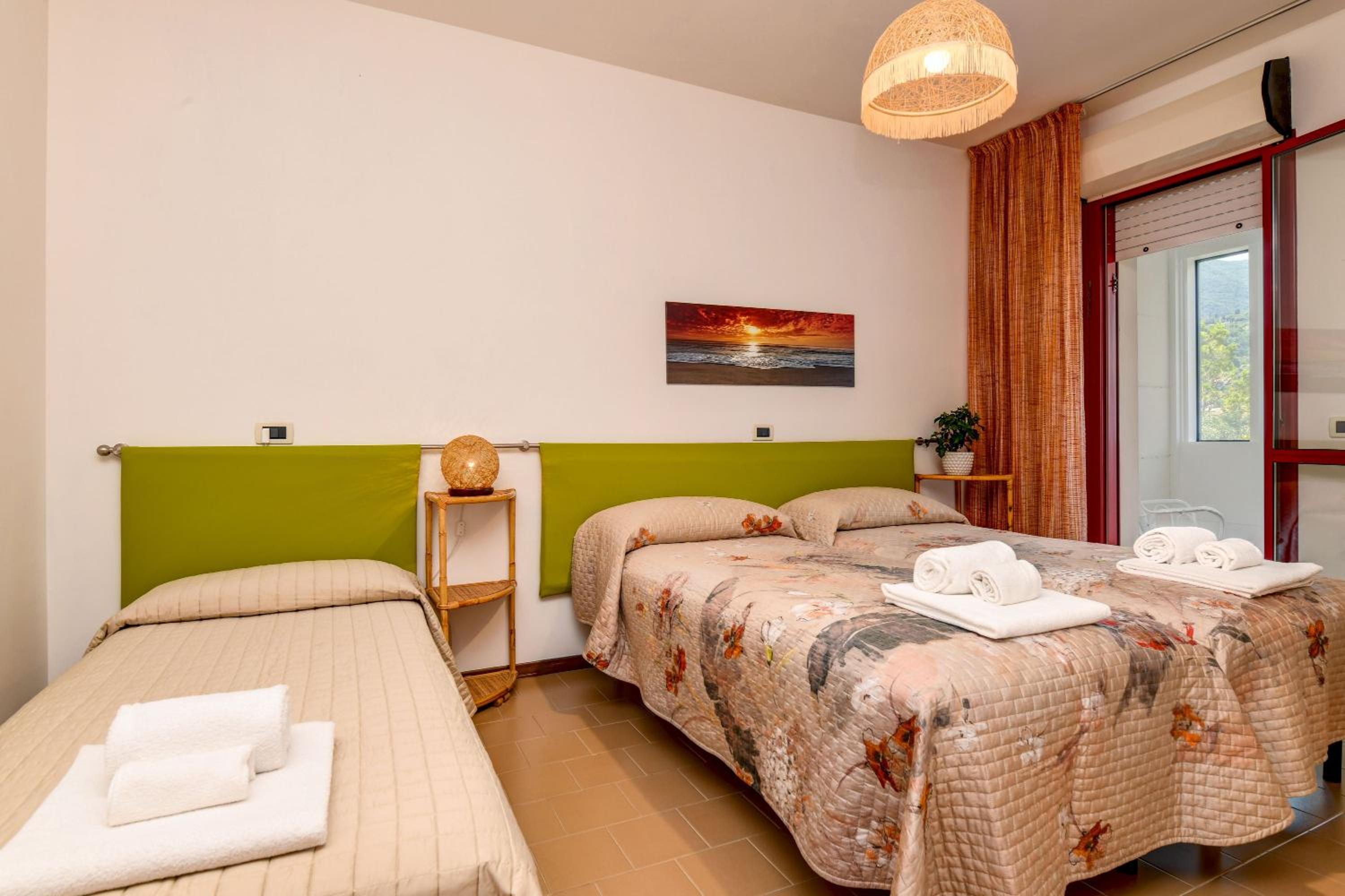 Three-Bedroom House photo 3