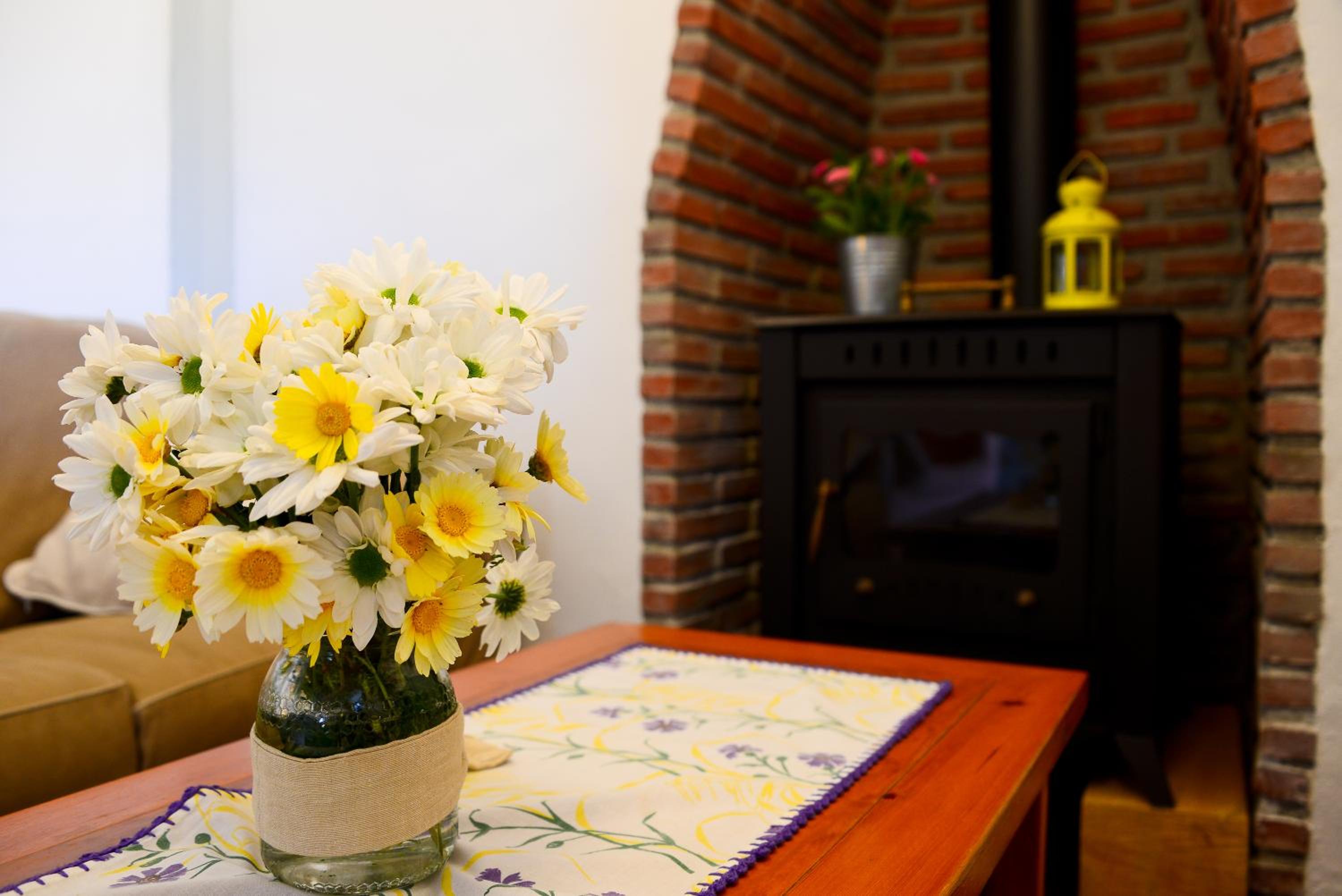 Two-Bedroom House - Photo 7