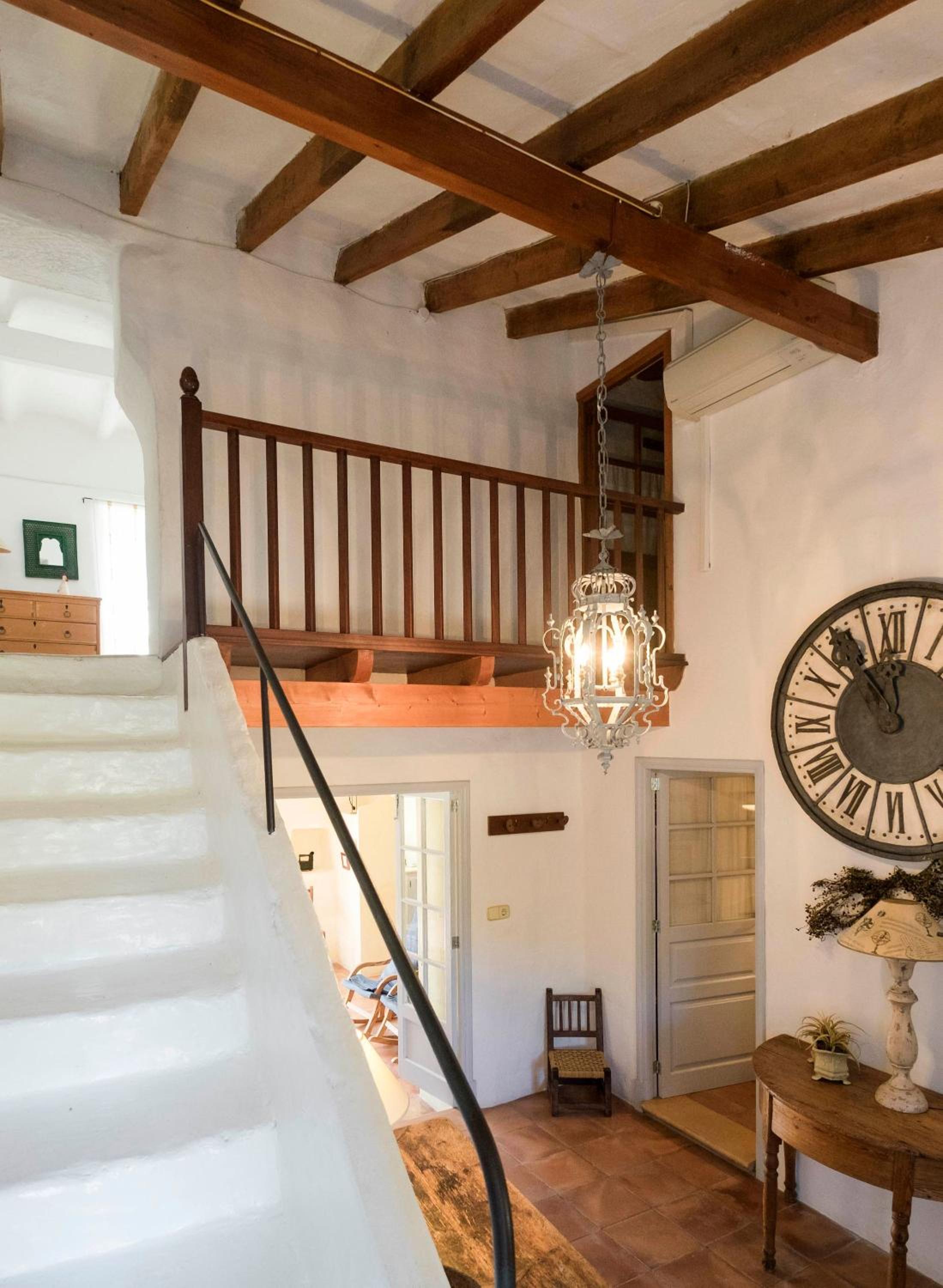 Villa with Garden View - Photo 18