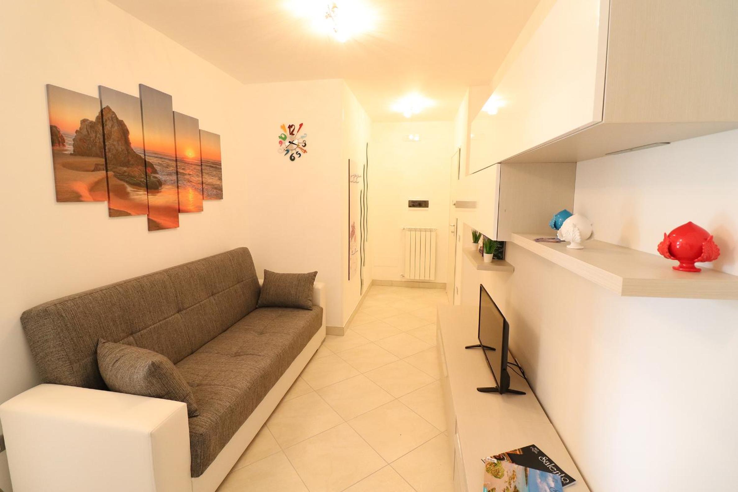 Superior One-Bedroom Apartment with Balcony - Photo 2