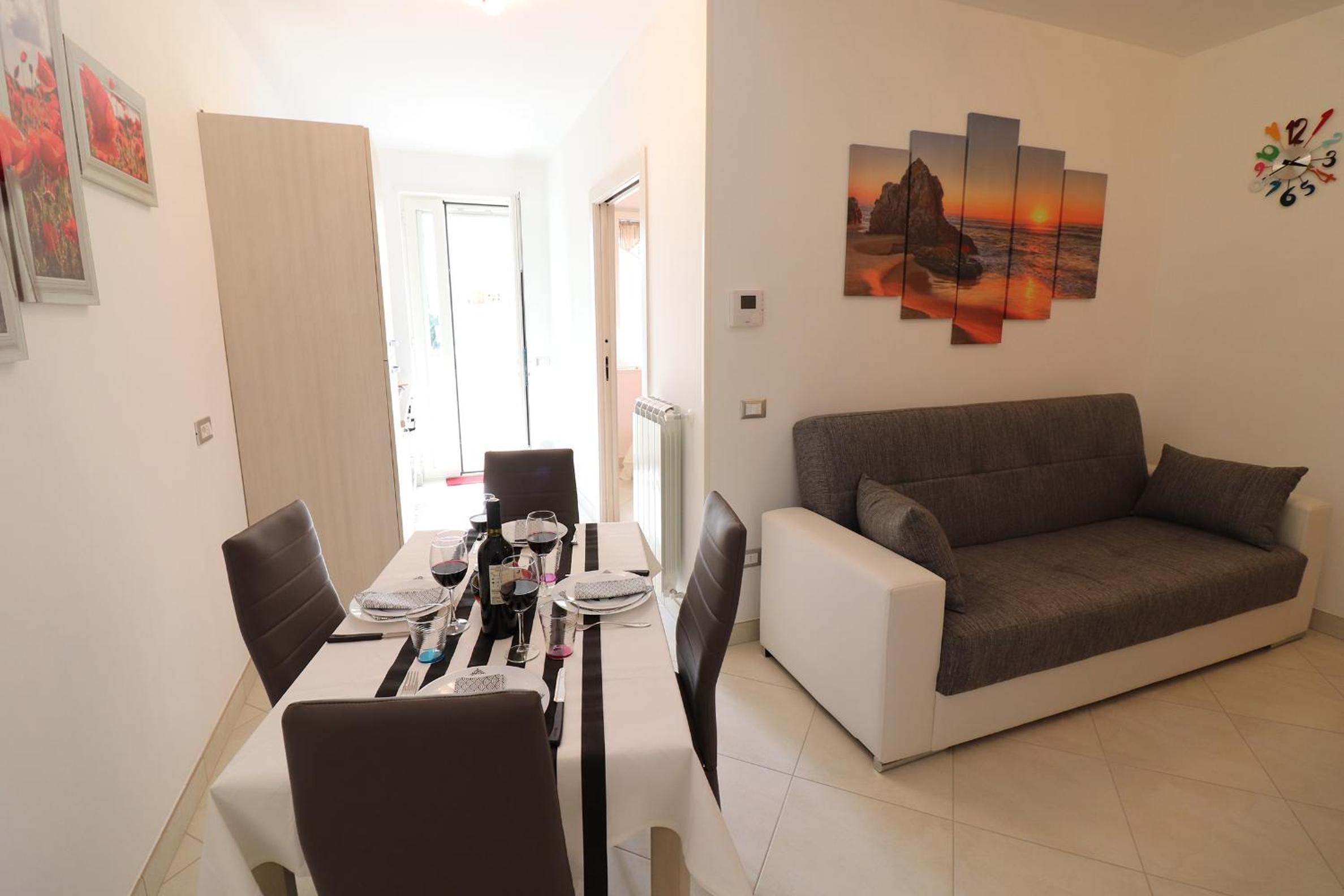 Superior One-Bedroom Apartment with Balcony - Photo 4