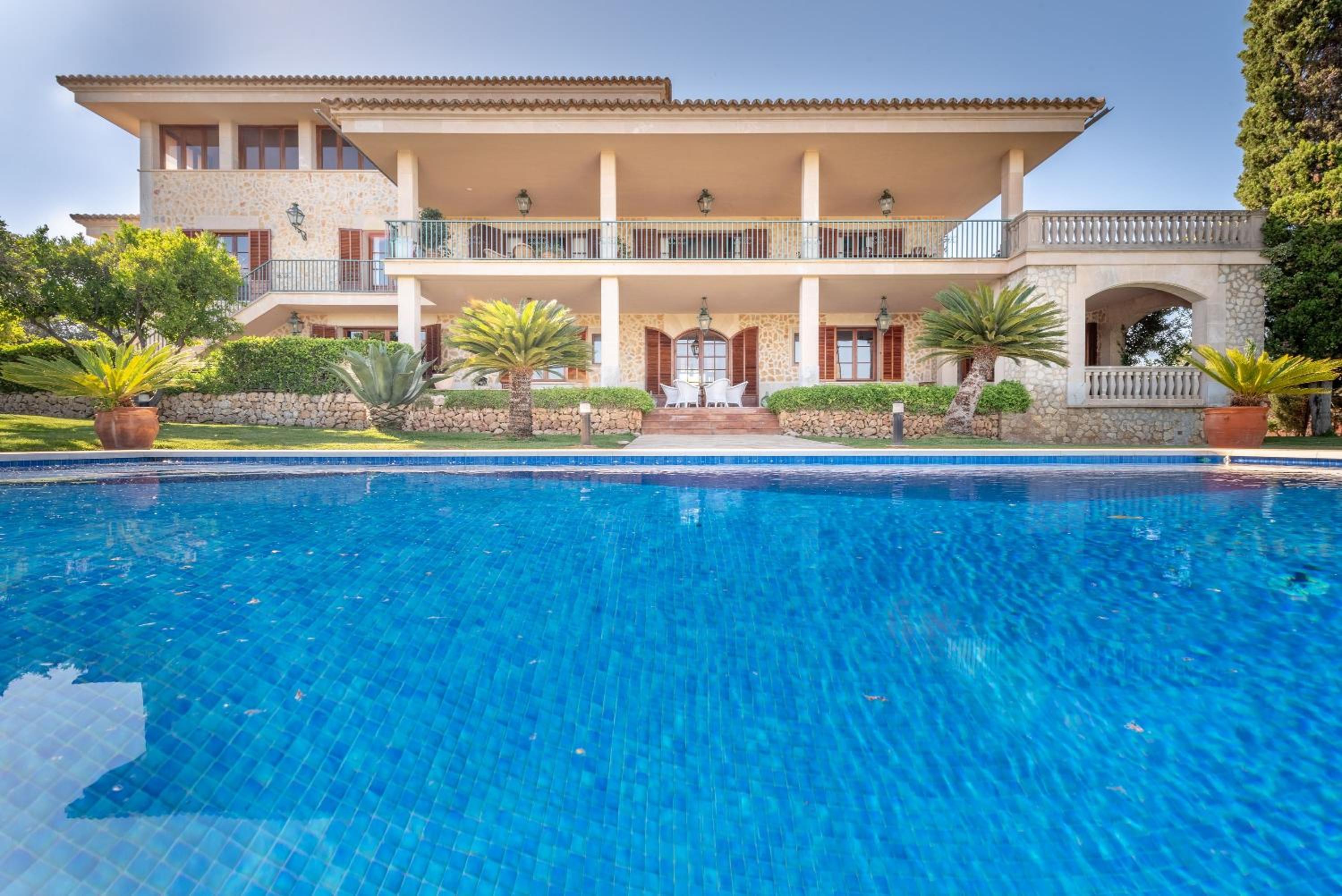 Villa With Garden View photo 2