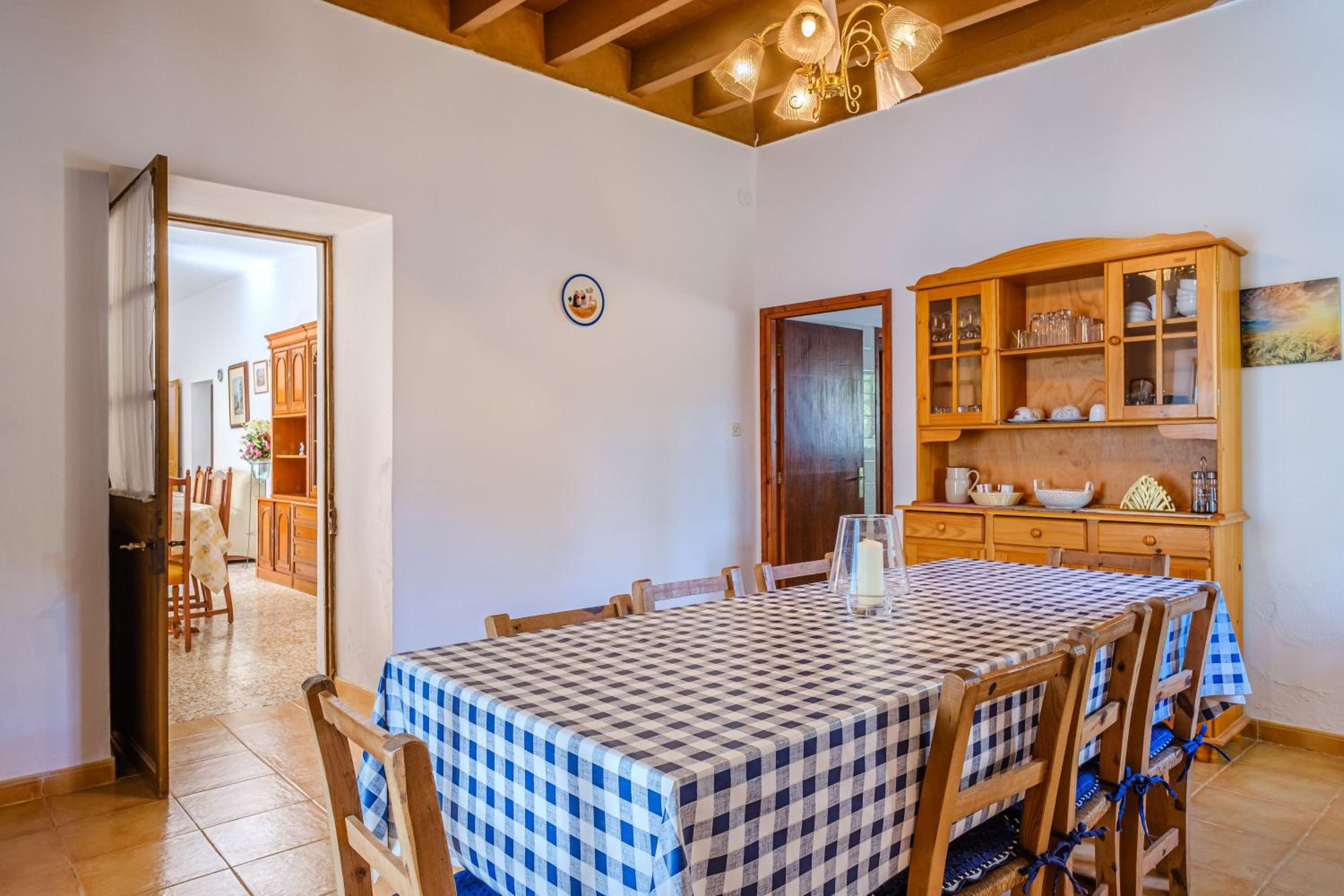 Villa - Photo 24