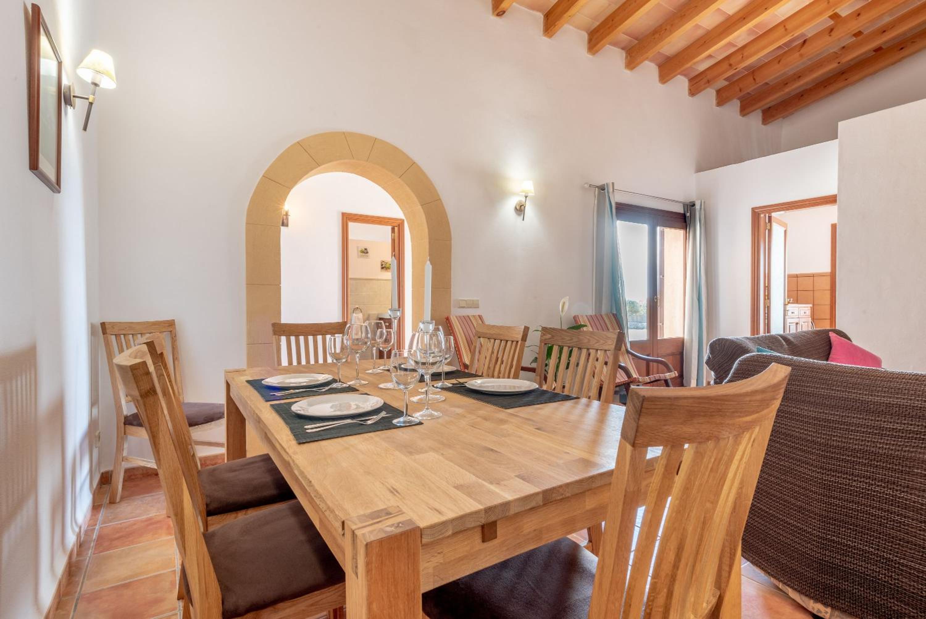 Villa - Photo 5