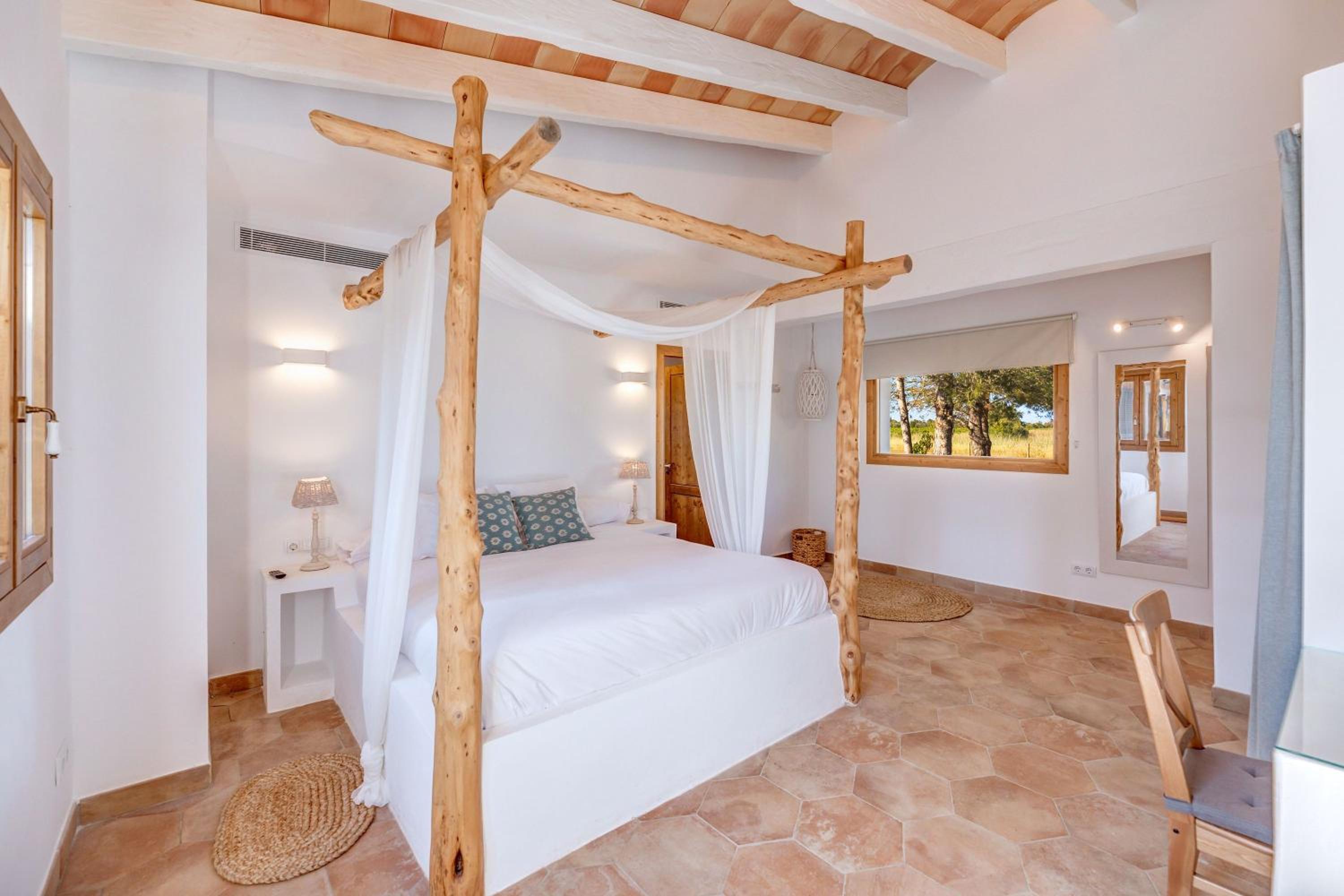 Villa with Garden View - Photo 19
