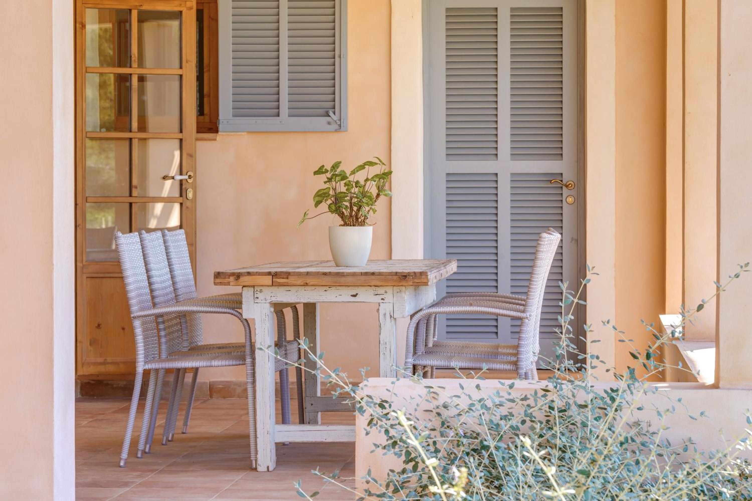 Villa with Garden View - Photo 9