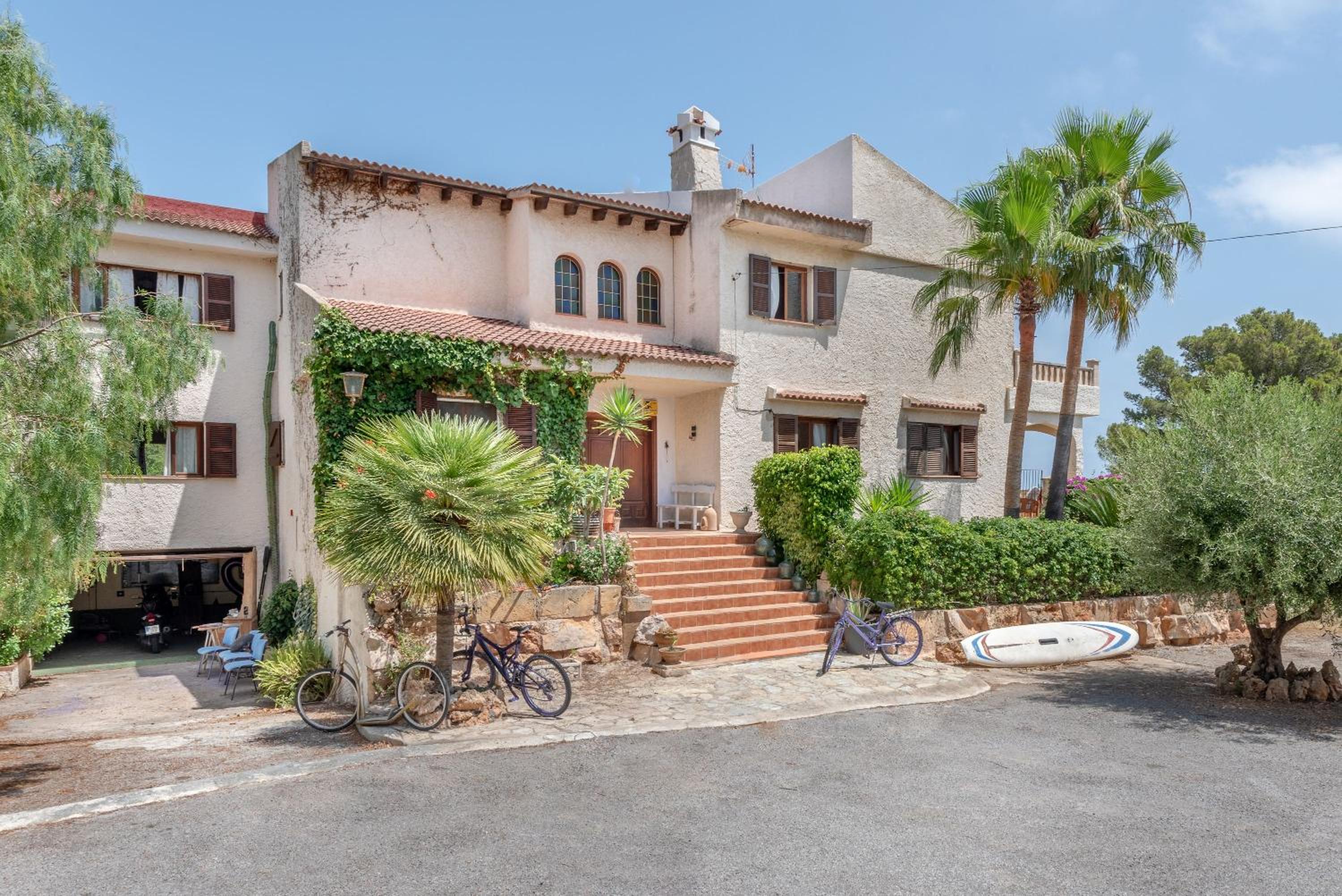 Villa with Sea View - Photo 25
