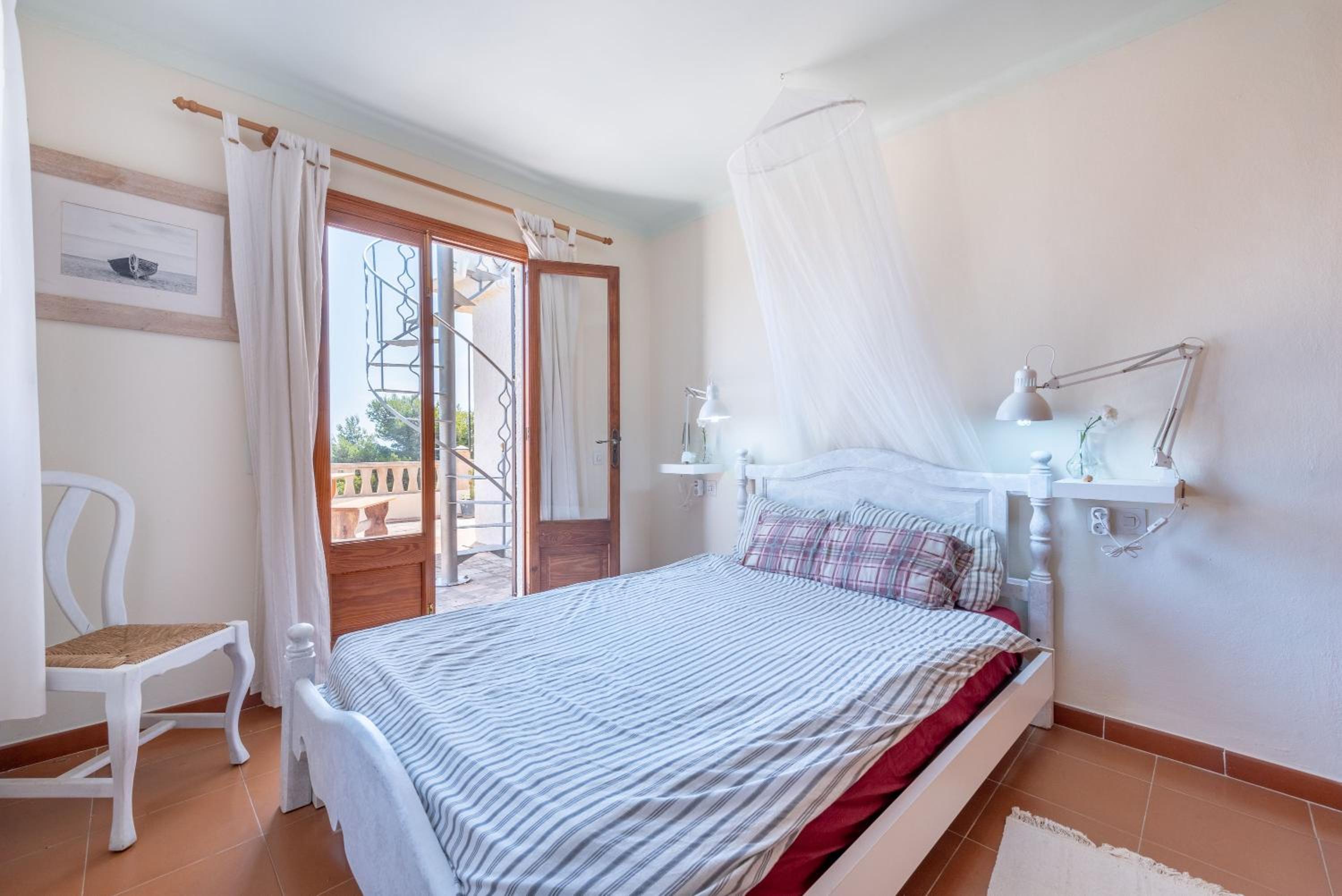 Villa with Sea View - Photo 2