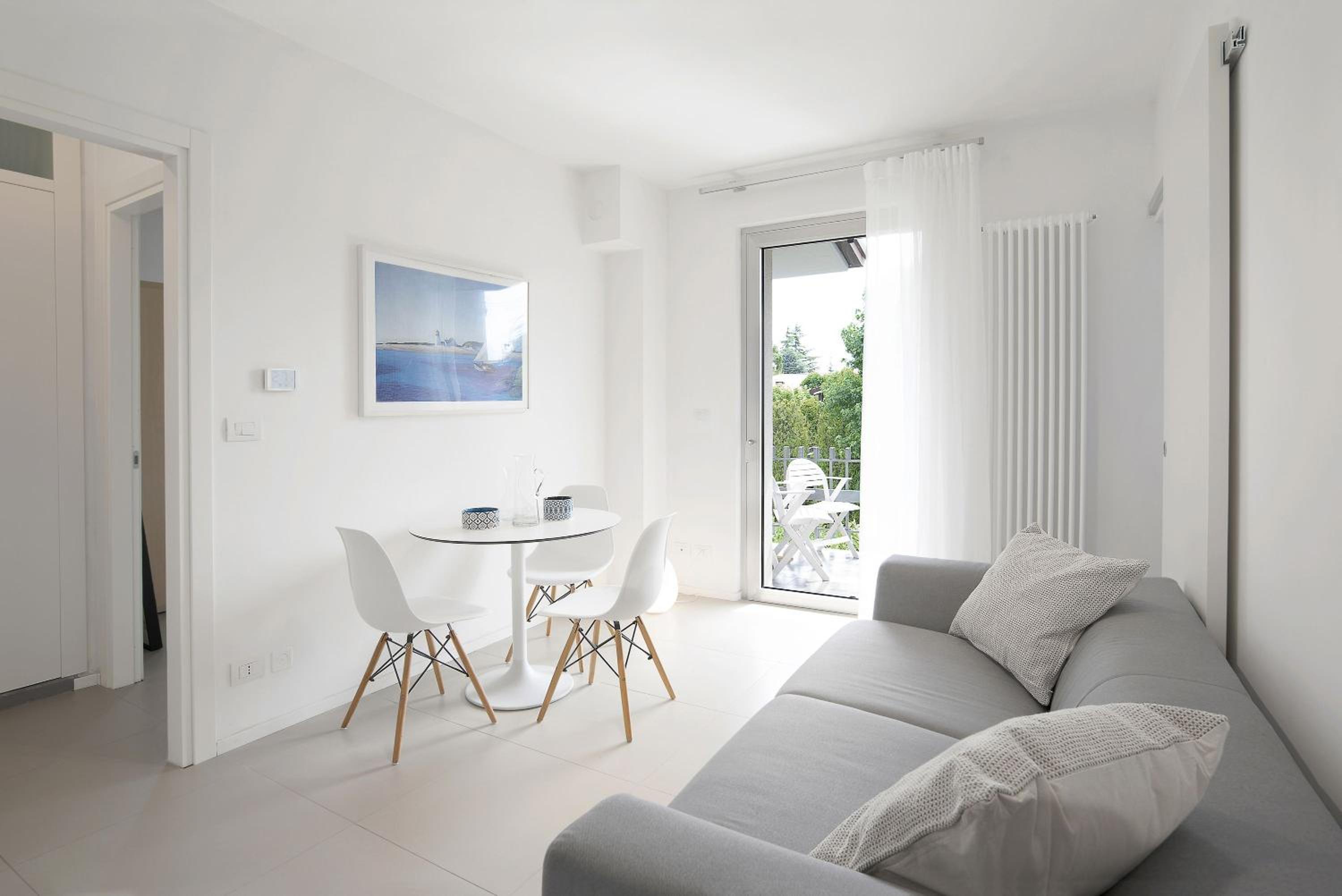 Superior One-Bedroom Apartment with Balcony