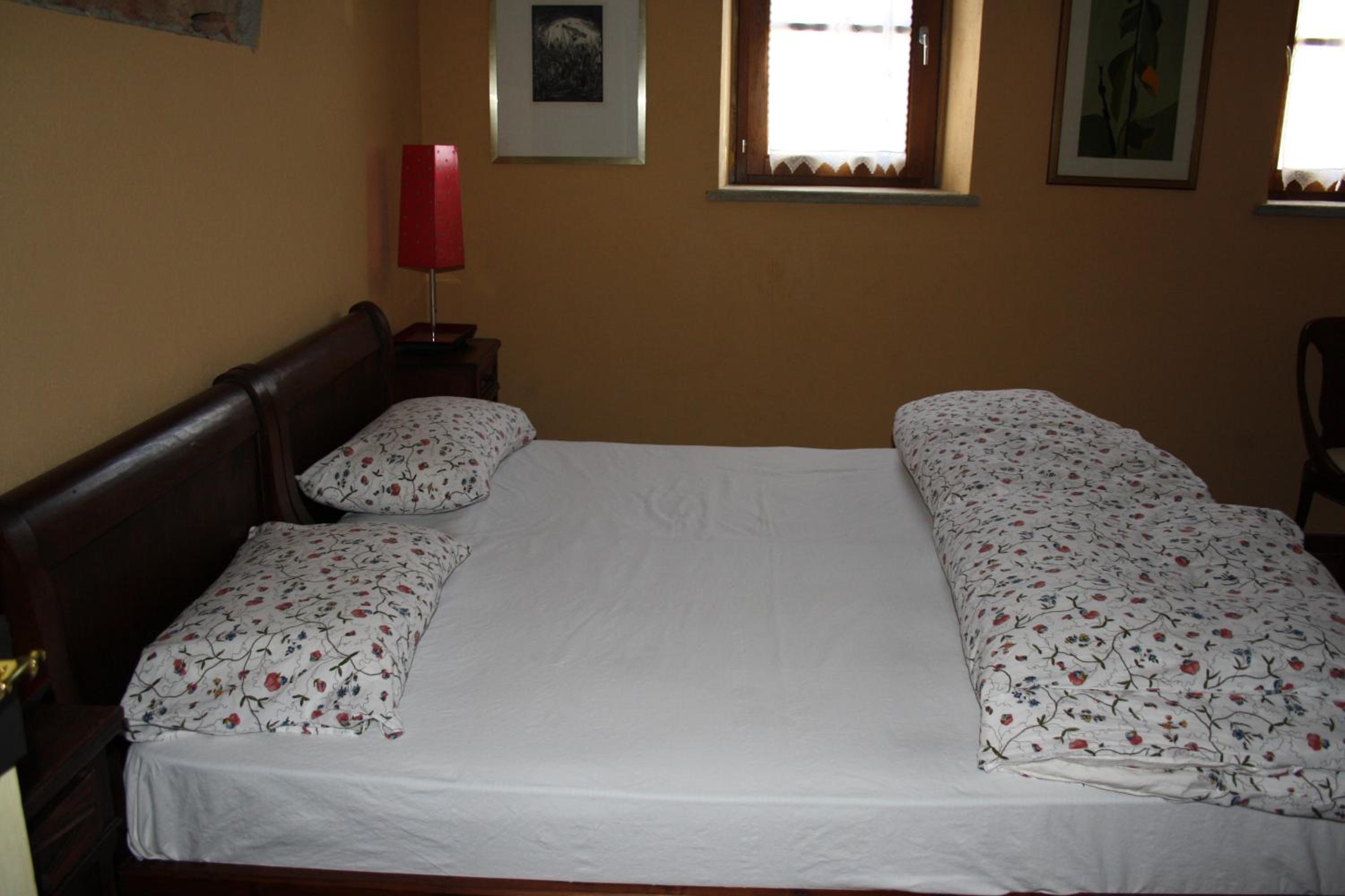 Double or Twin Room - Photo 4