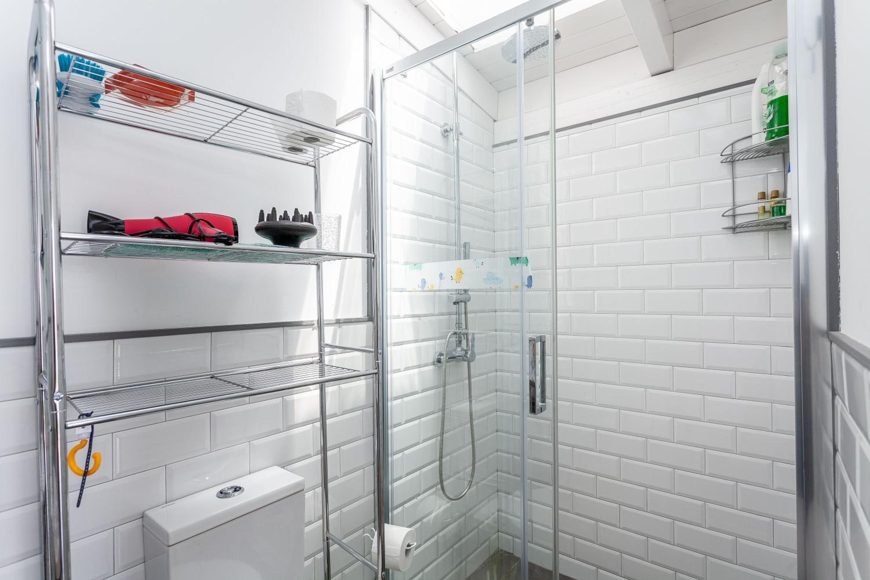 Superior One-Bedroom Apartment with Balcony - Photo 8