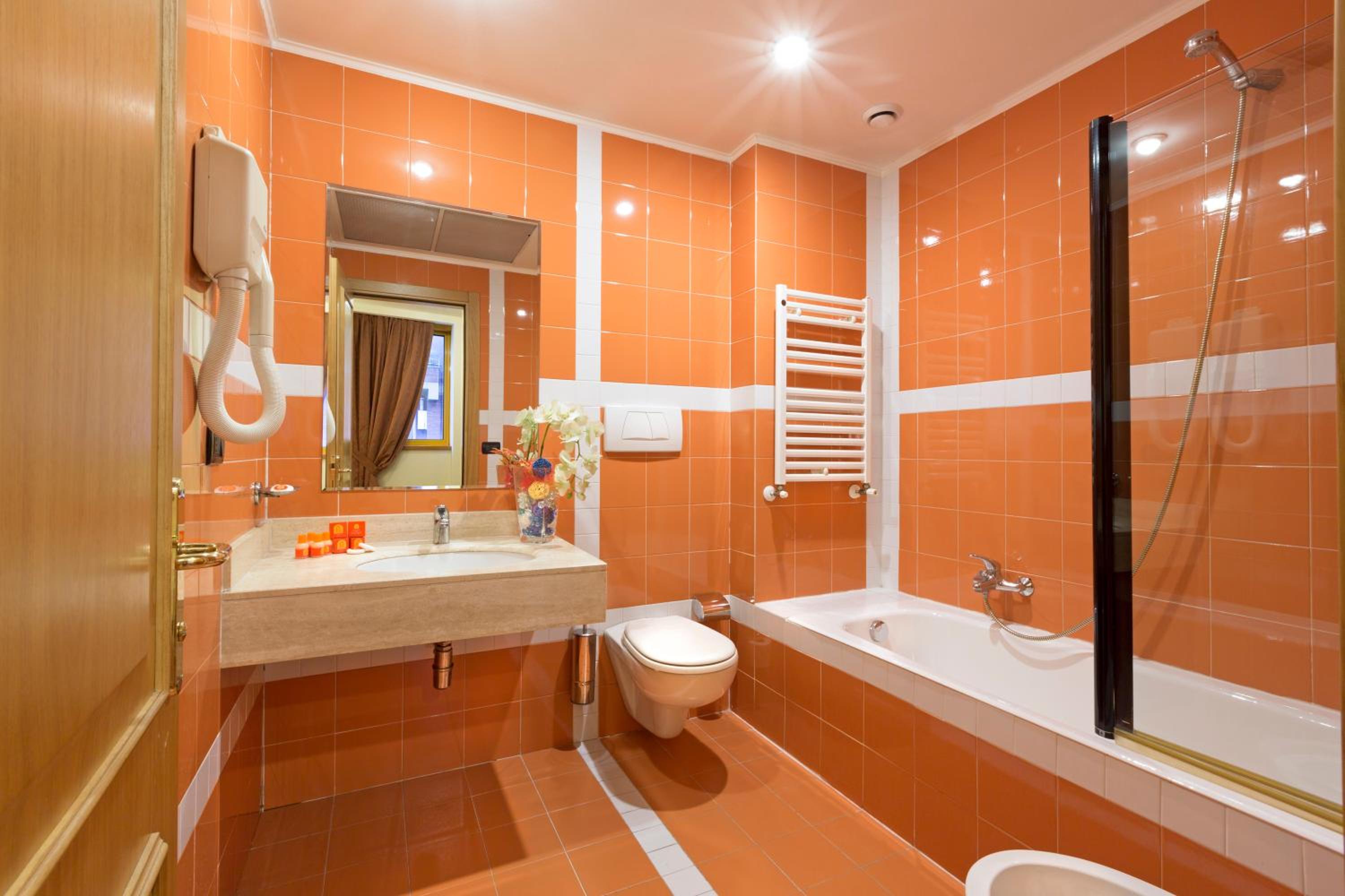 Double Room - Photo 3