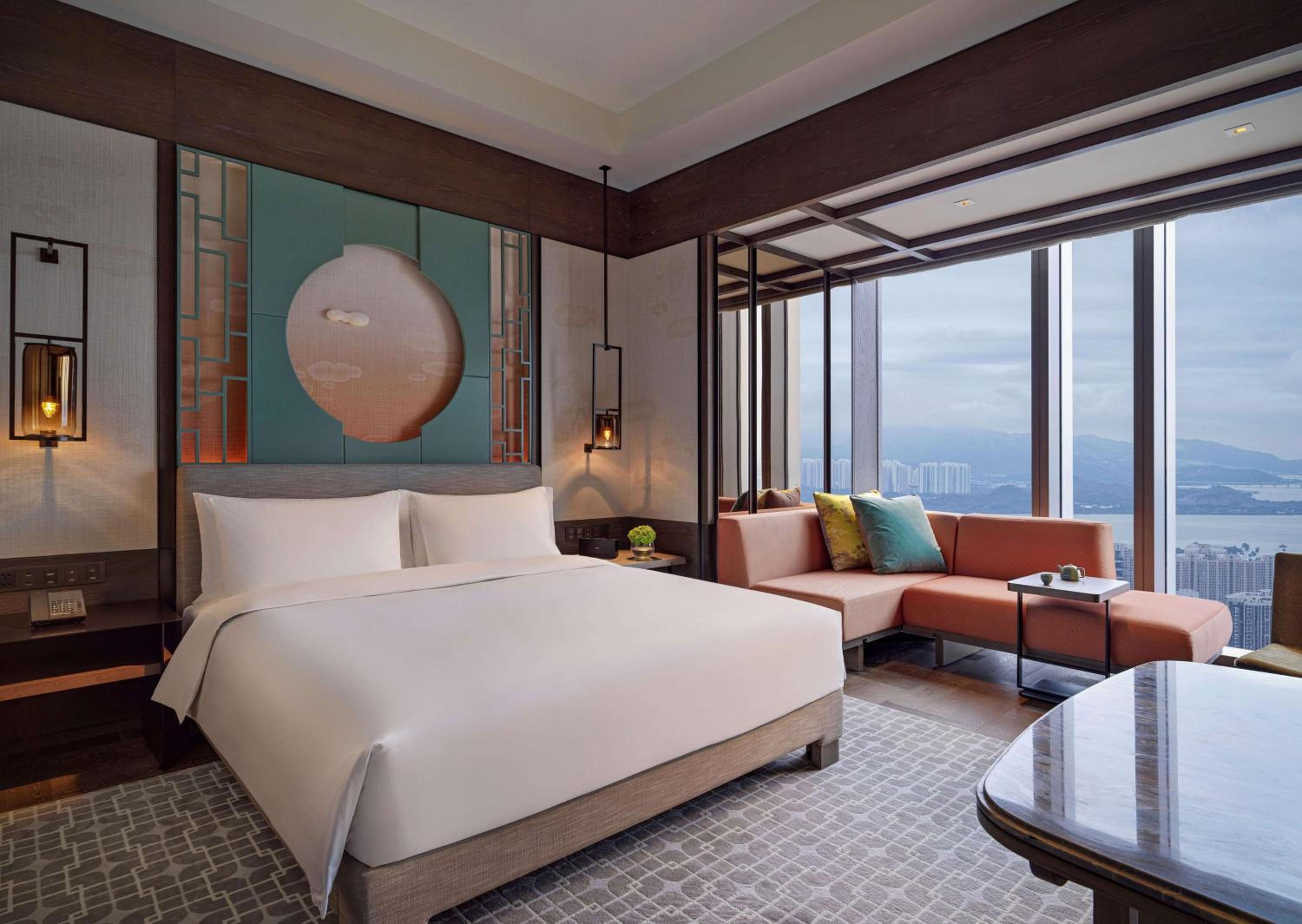 King Room with City View - Photo 4