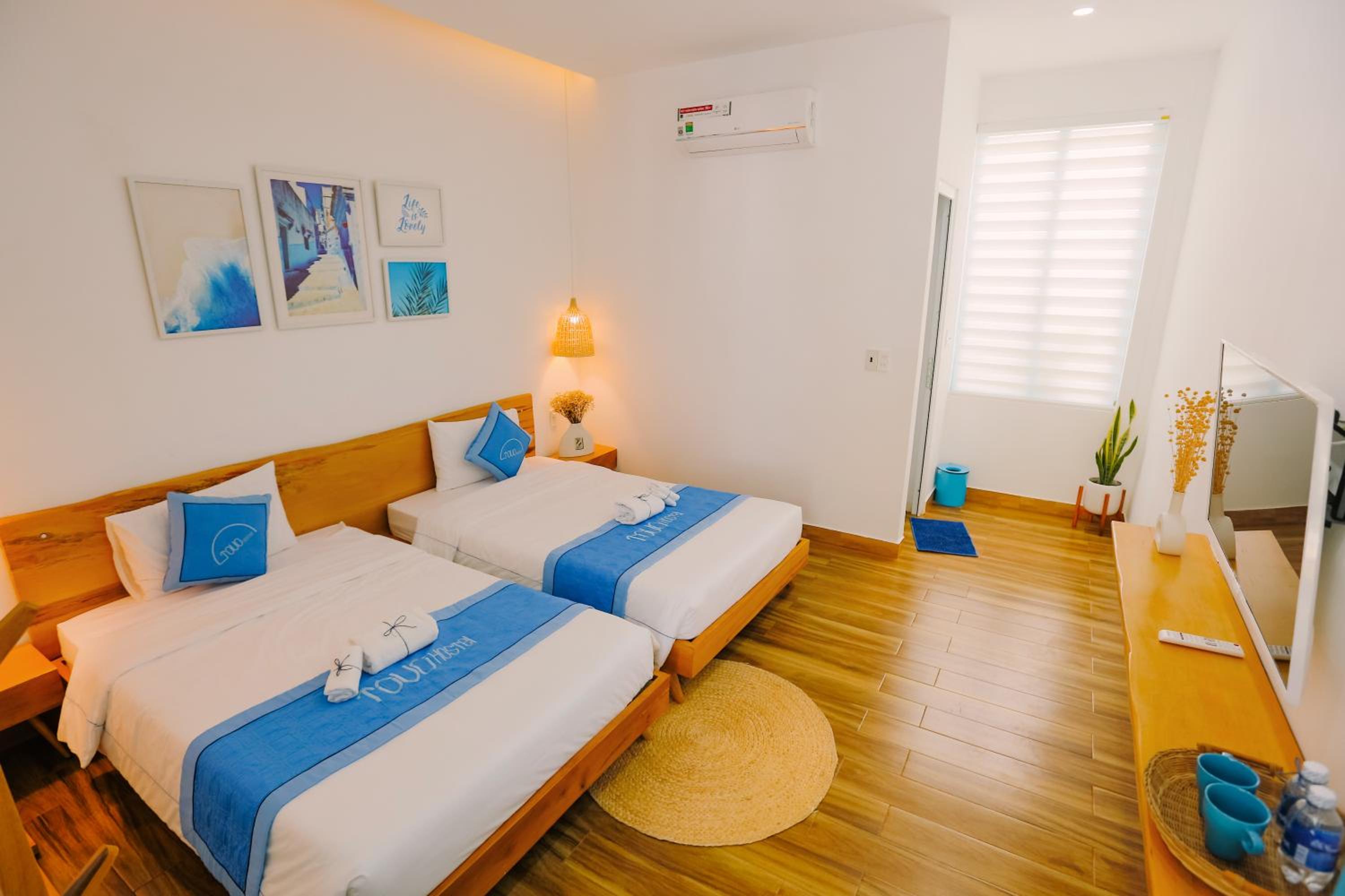 Deluxe Double or Twin Room