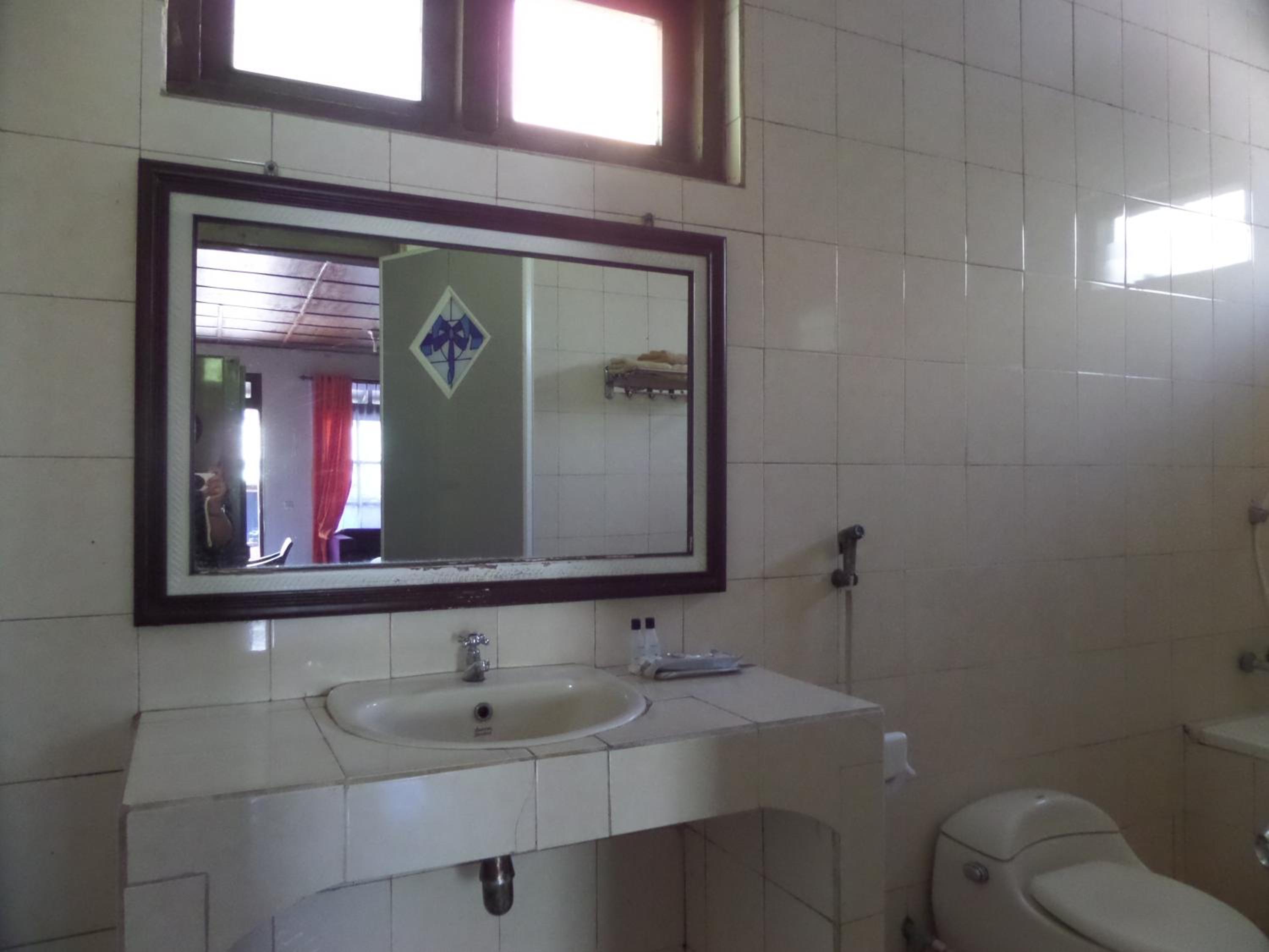 Deluxe Triple Room - Photo 12