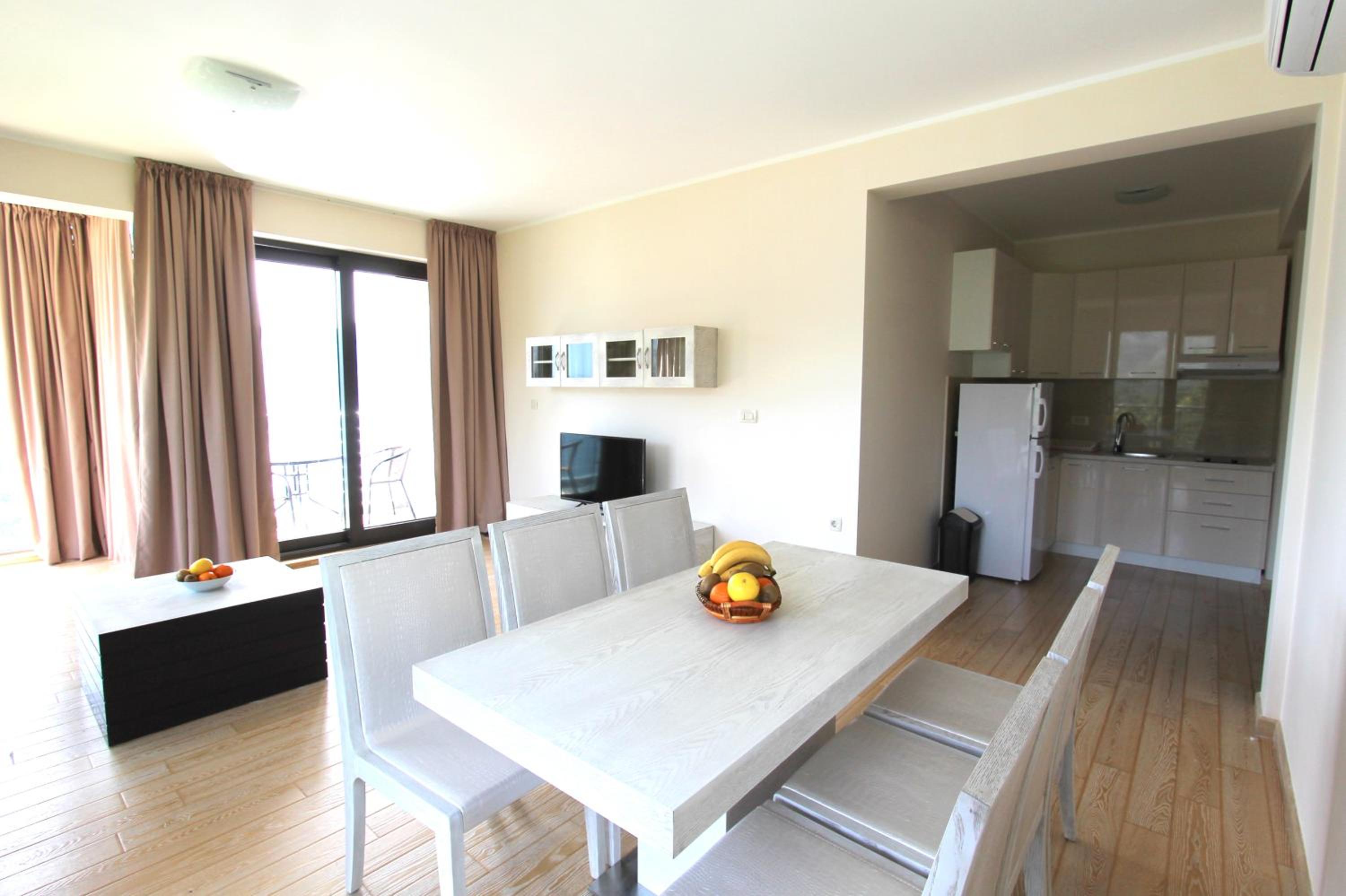 Two-Bedroom Apartment photo 2