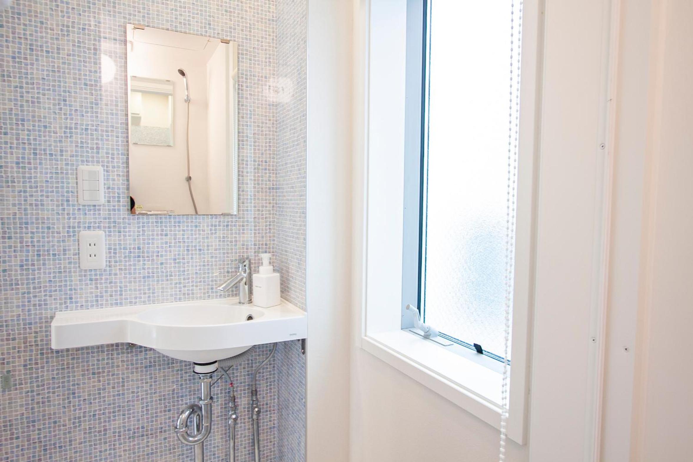 Quadruple Room with Shower Room 1 - Photo 16