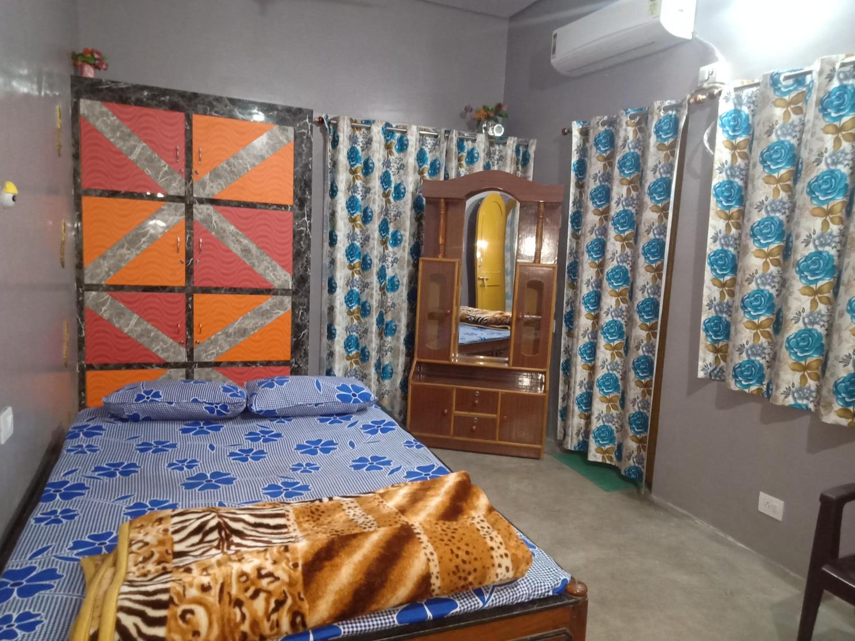 Double Room with Private Bathroom photo 1